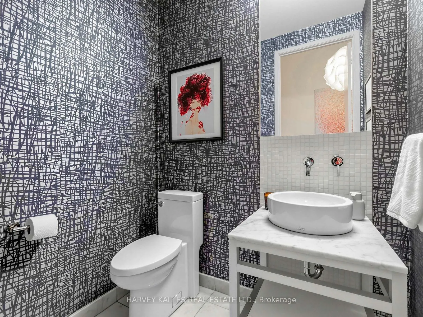380 Macpherson Avenue #106