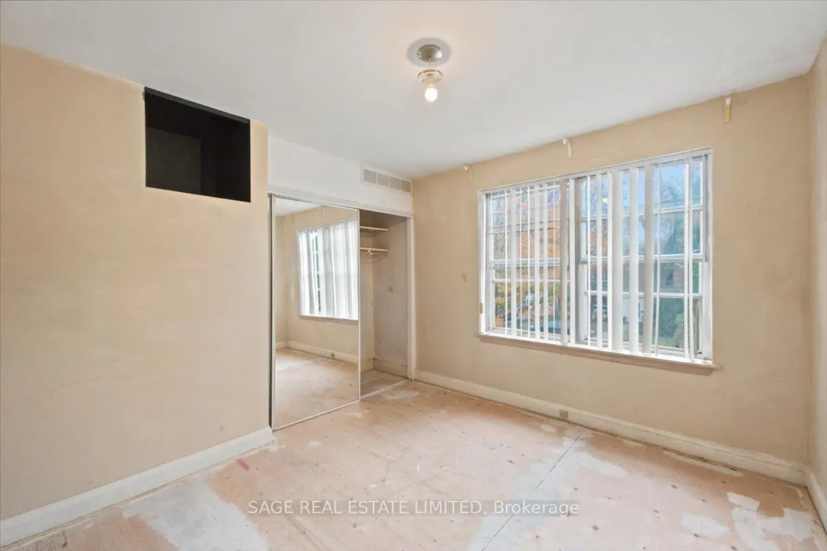12 Khedive Avenue