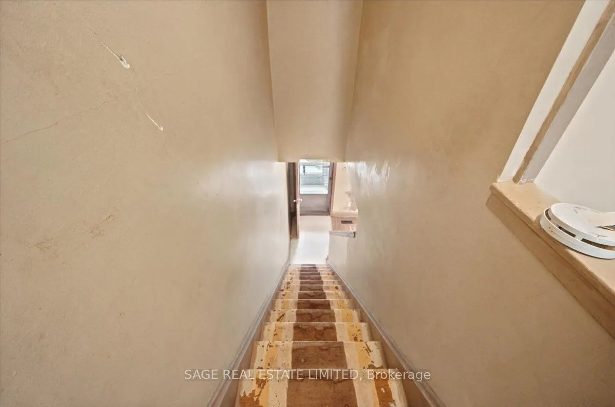 12 Khedive Avenue