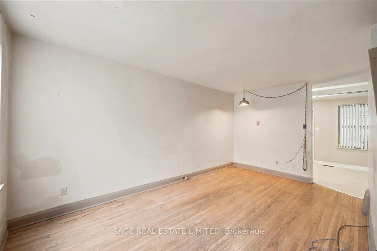12 Khedive Avenue