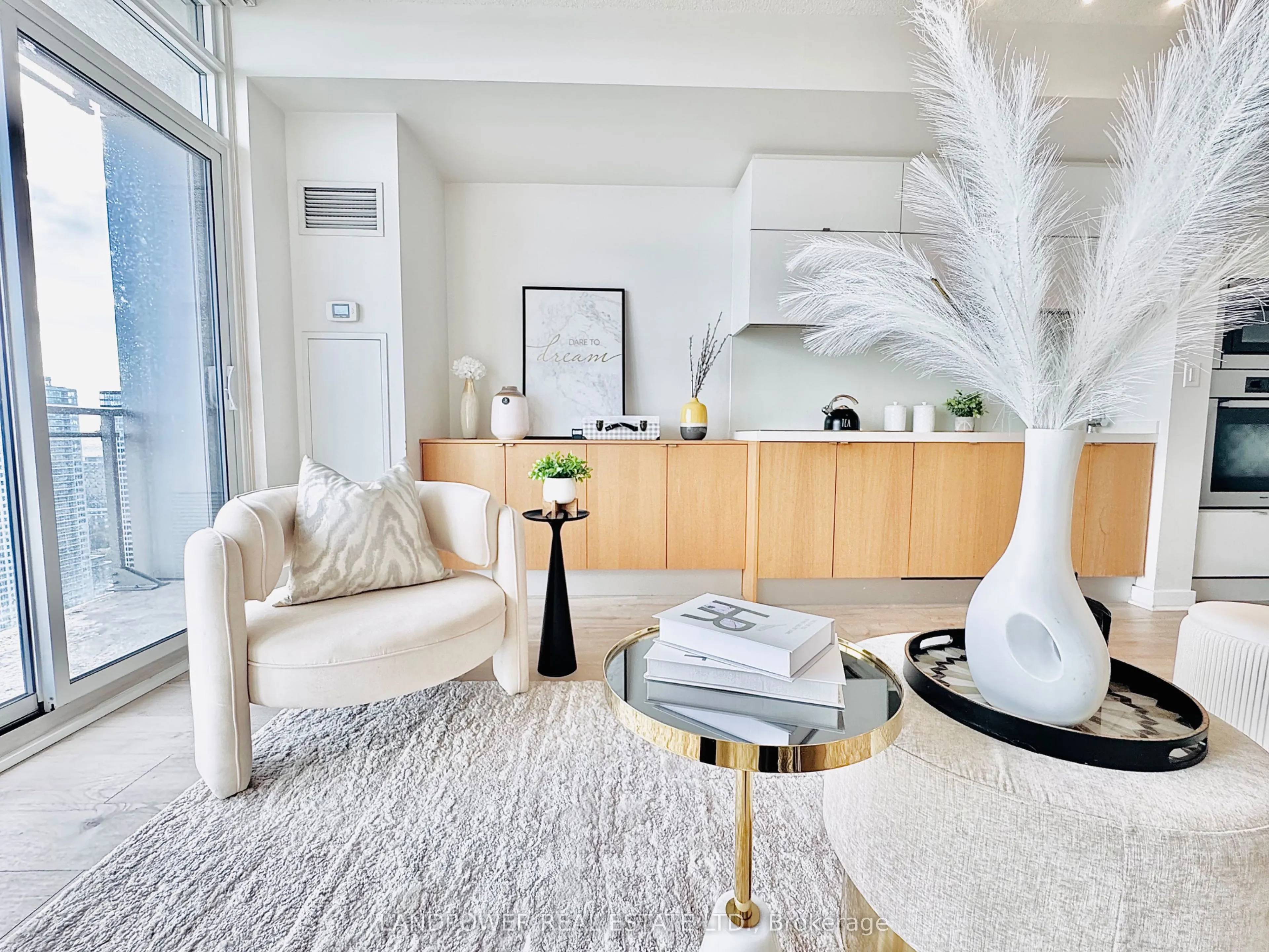 21 Iceboat Terrace #3807