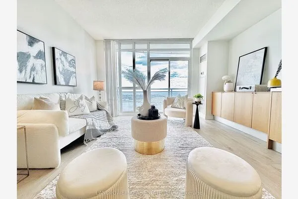 21 Iceboat Terrace