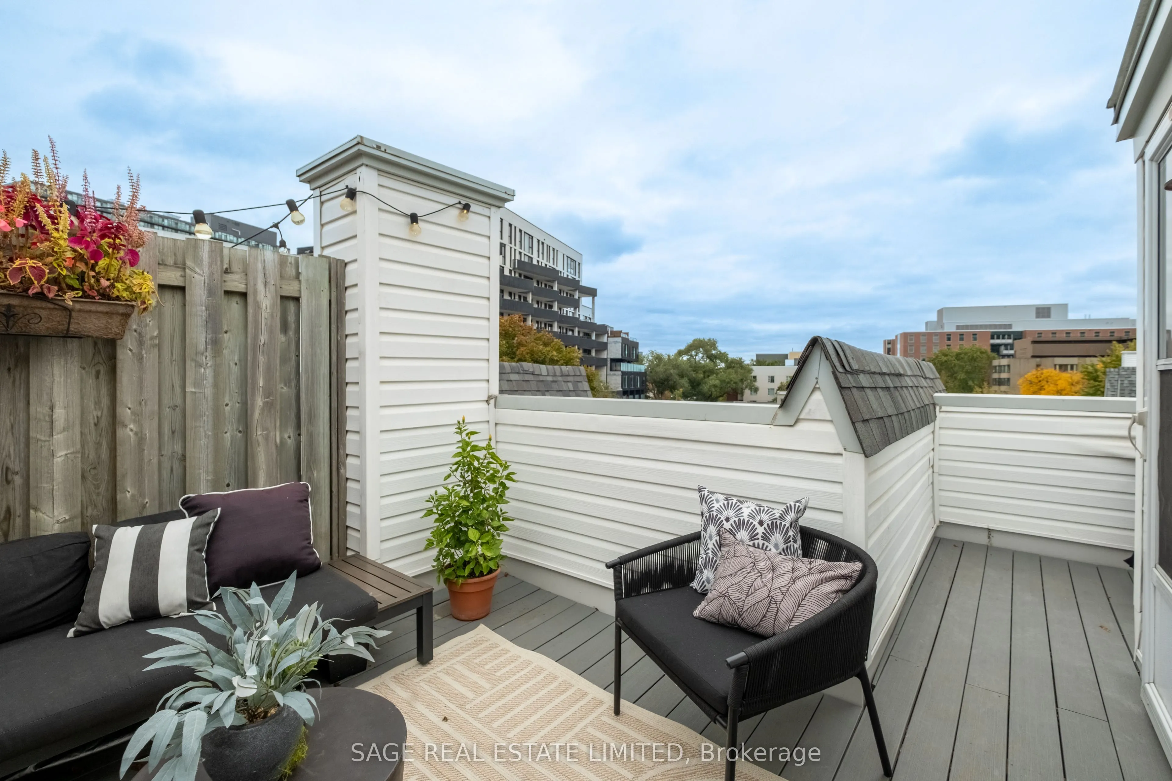33 Sudbury Street #3303