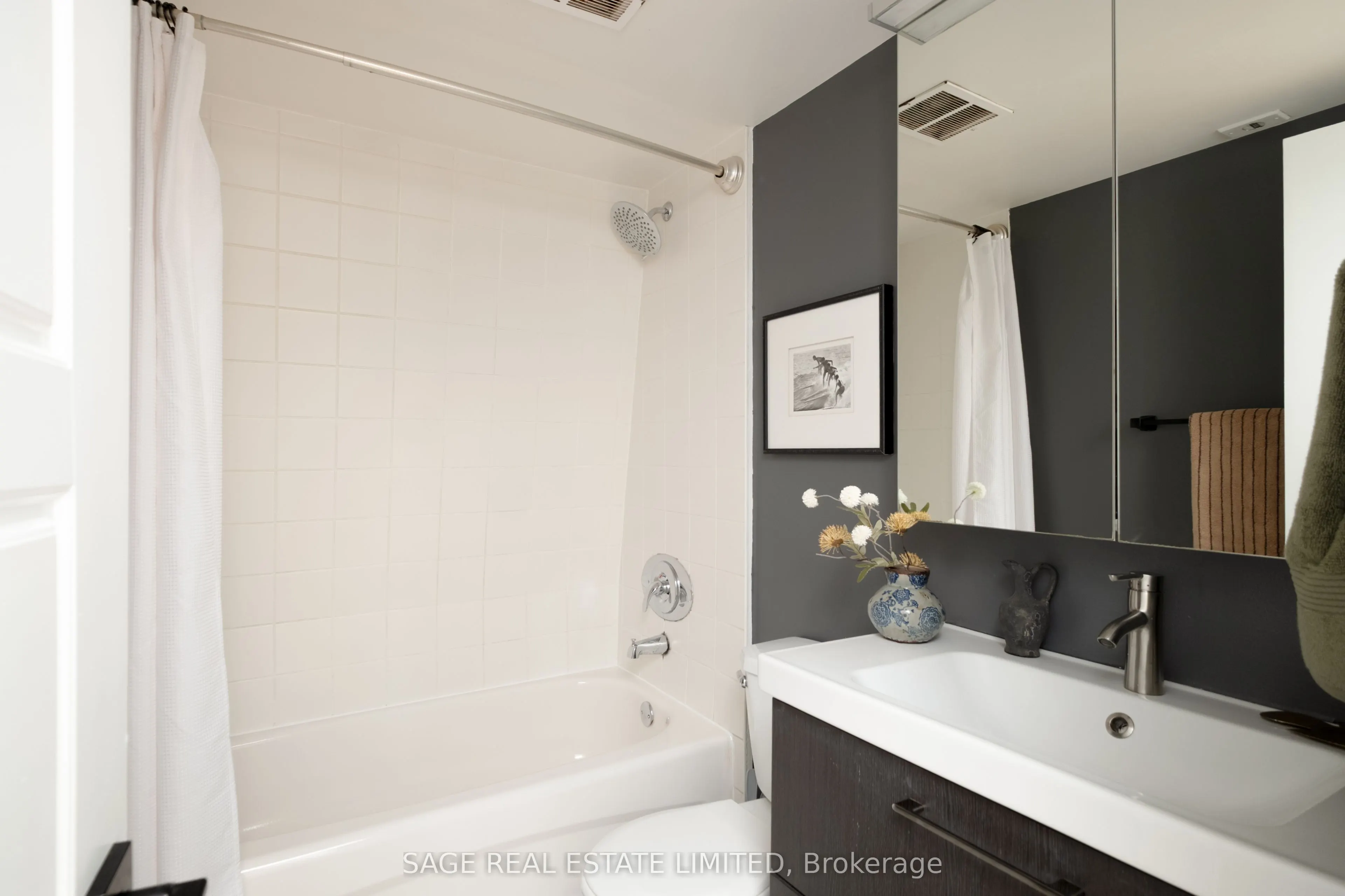 33 Sudbury Street #3303
