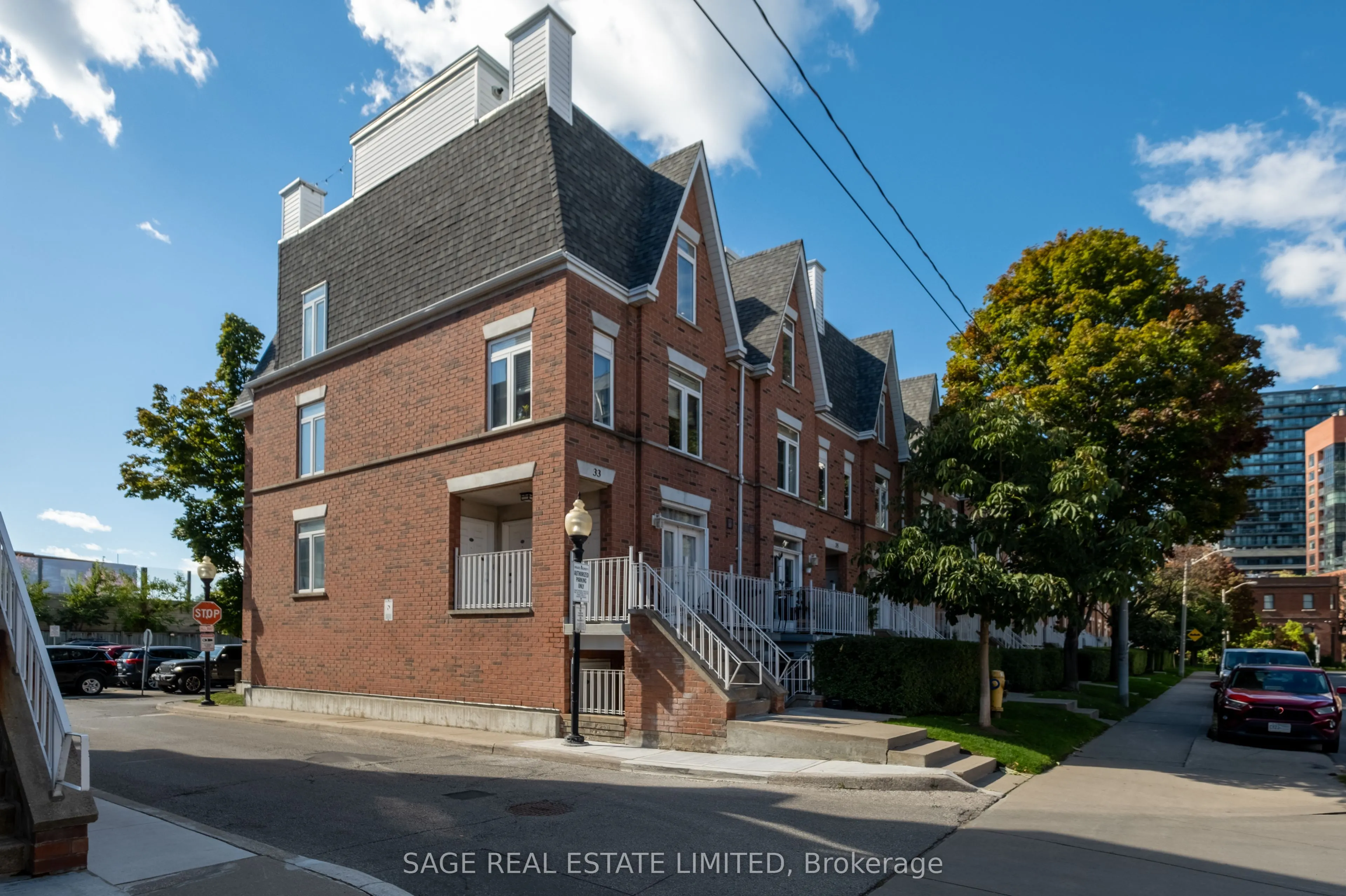 33 Sudbury Street #3303
