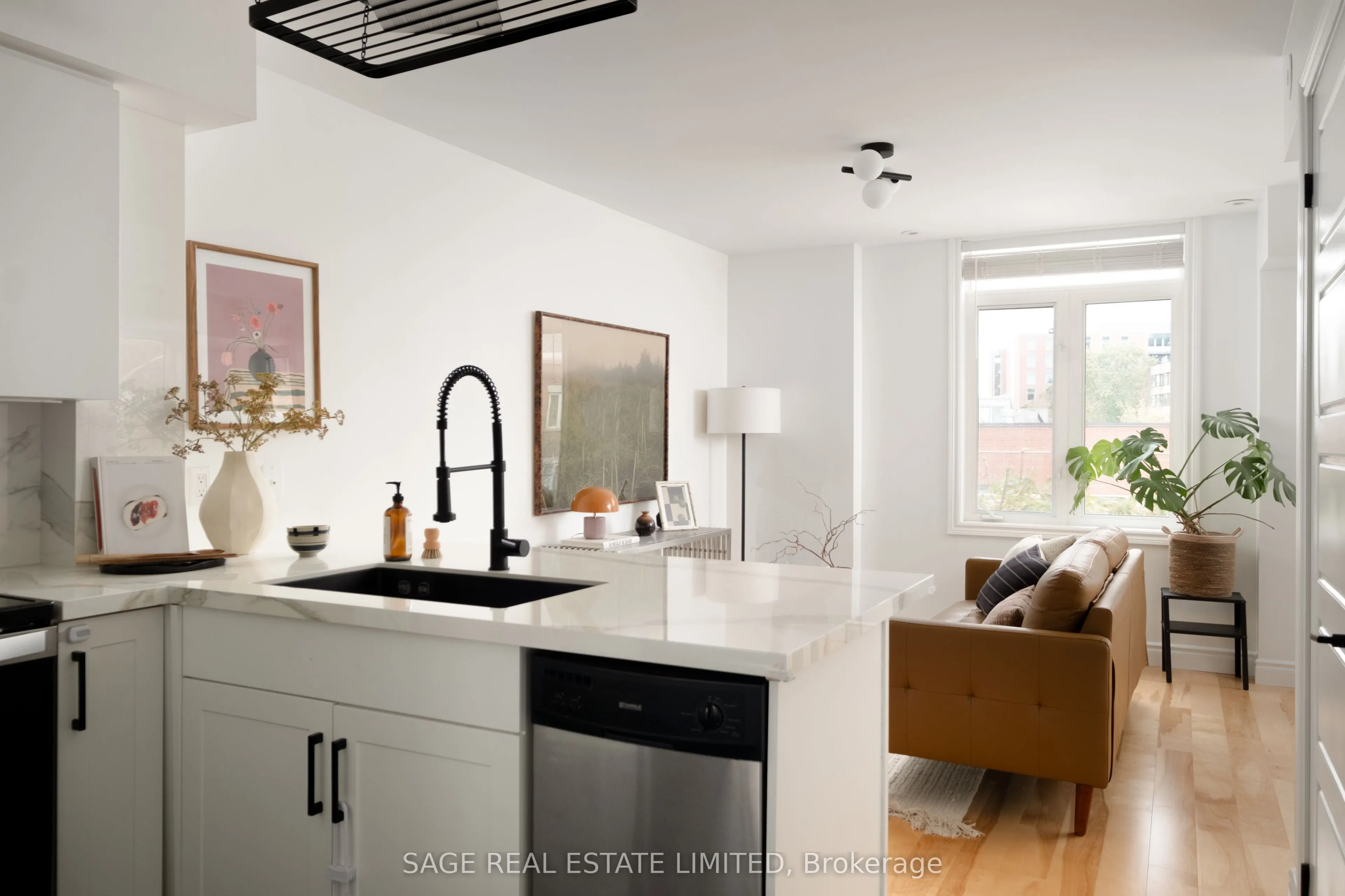 33 Sudbury Street #3303