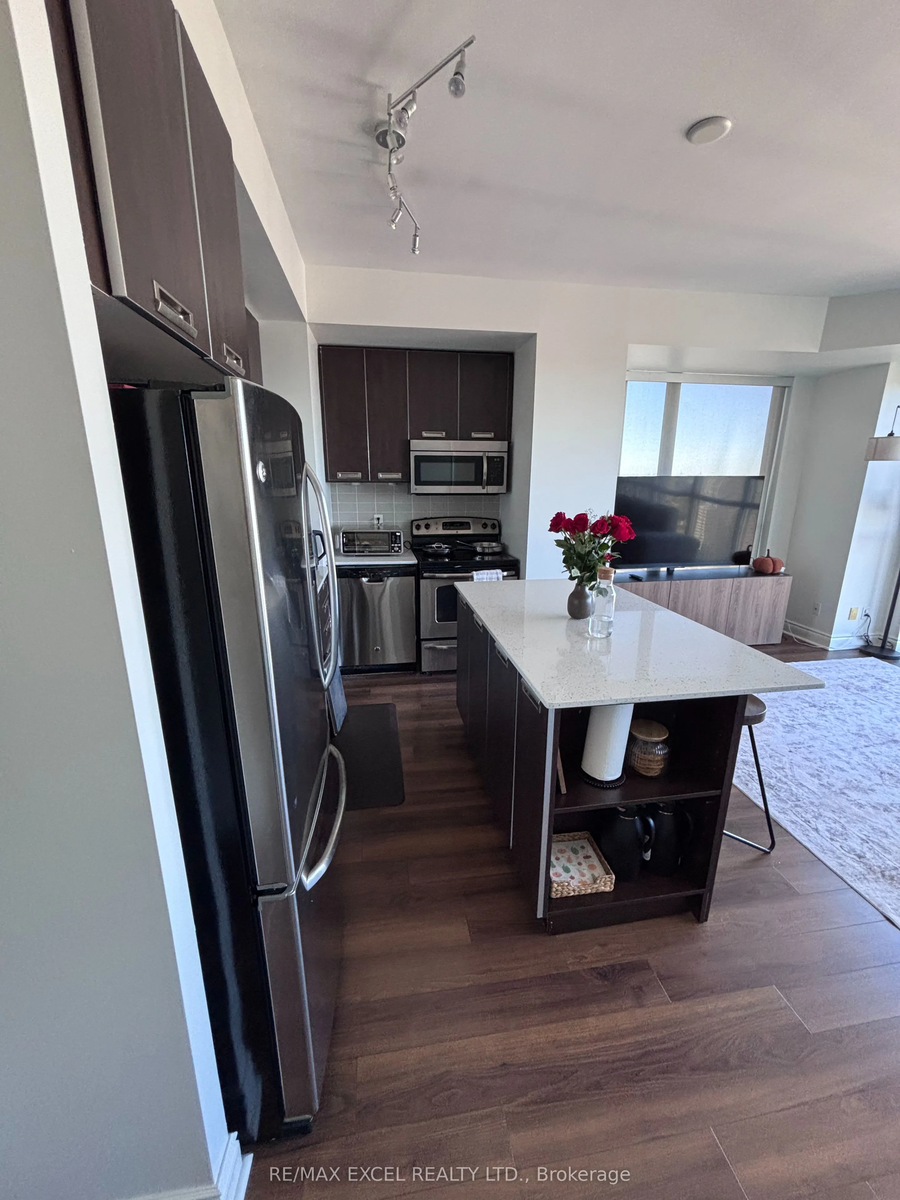 28 Ted Rogers Way #4201