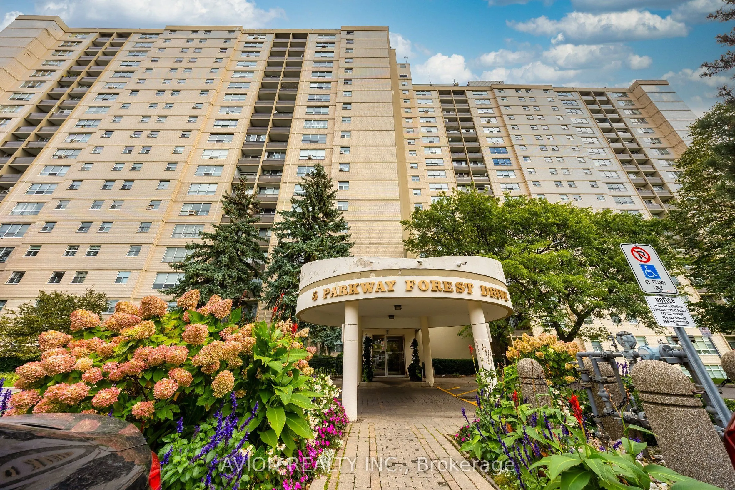 5 Parkway Forest Drive #1911