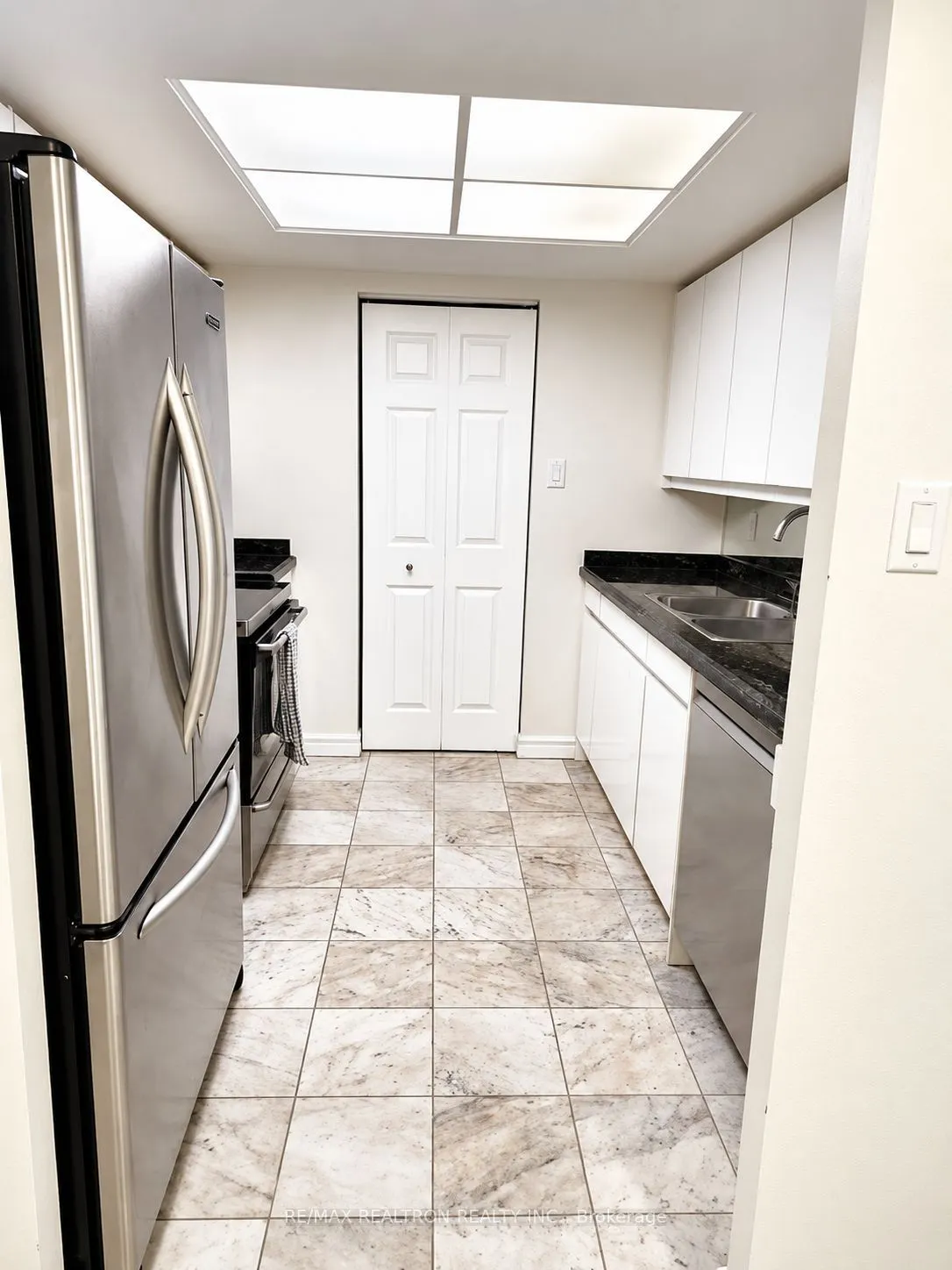 33 University Avenue #2404