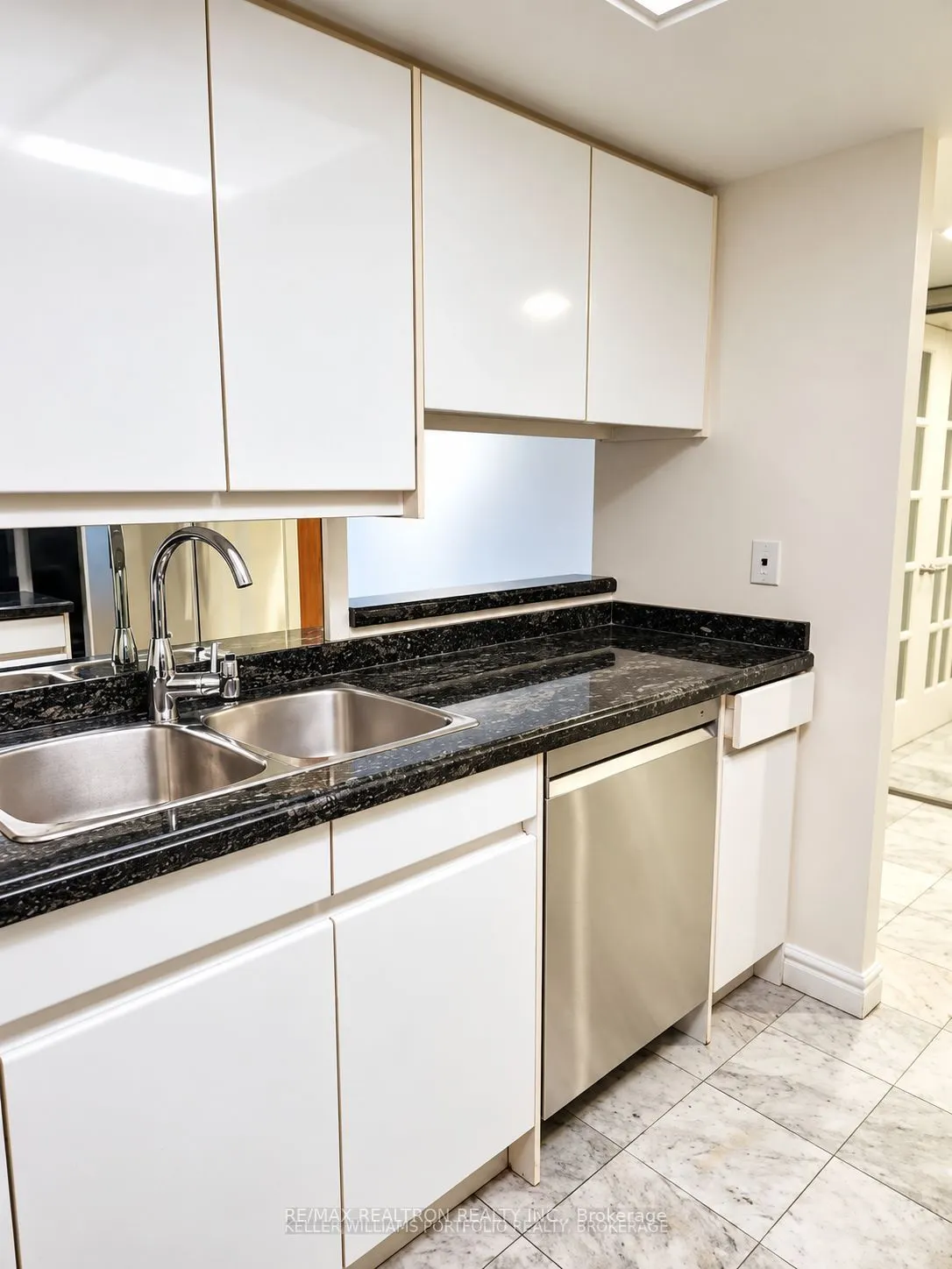 33 University Avenue #2404