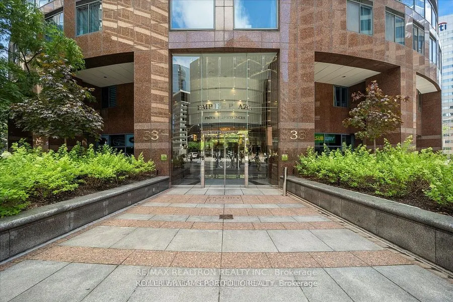 33 University Avenue #2404