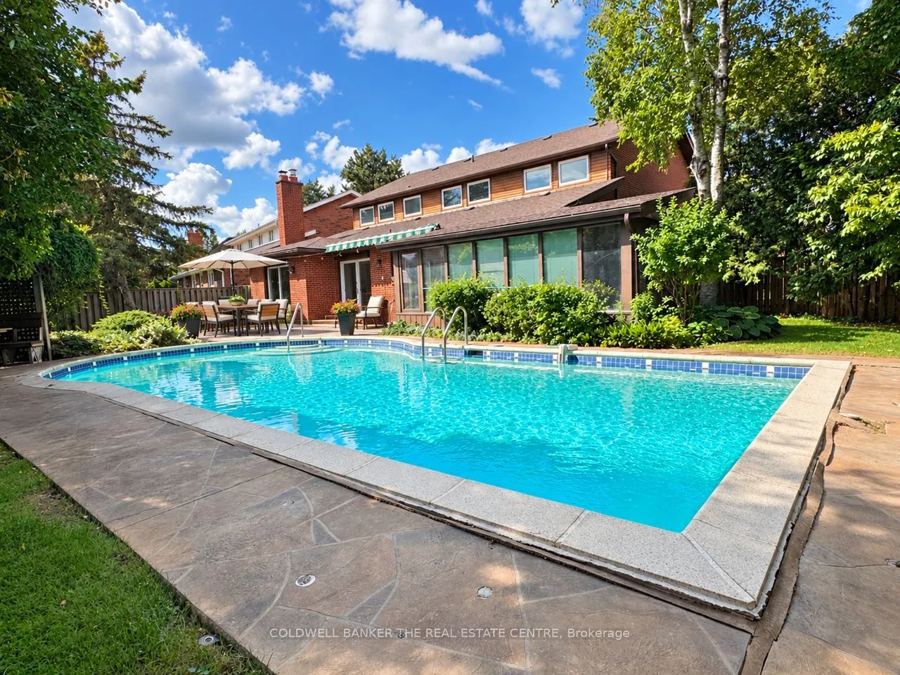 35 Tofino Crescent