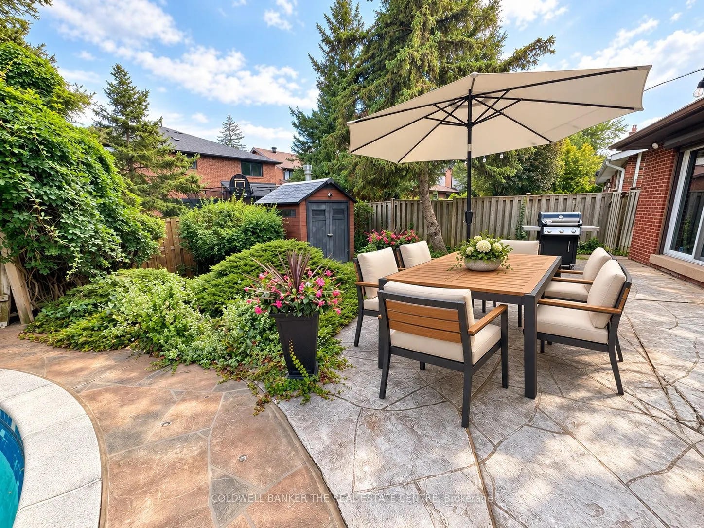 35 Tofino Crescent