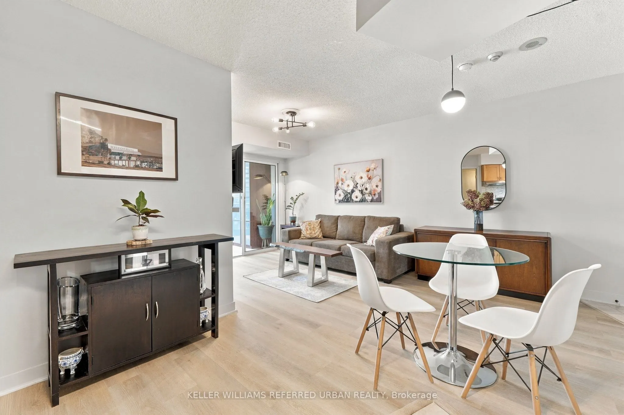 650 Queens Quay W #1102