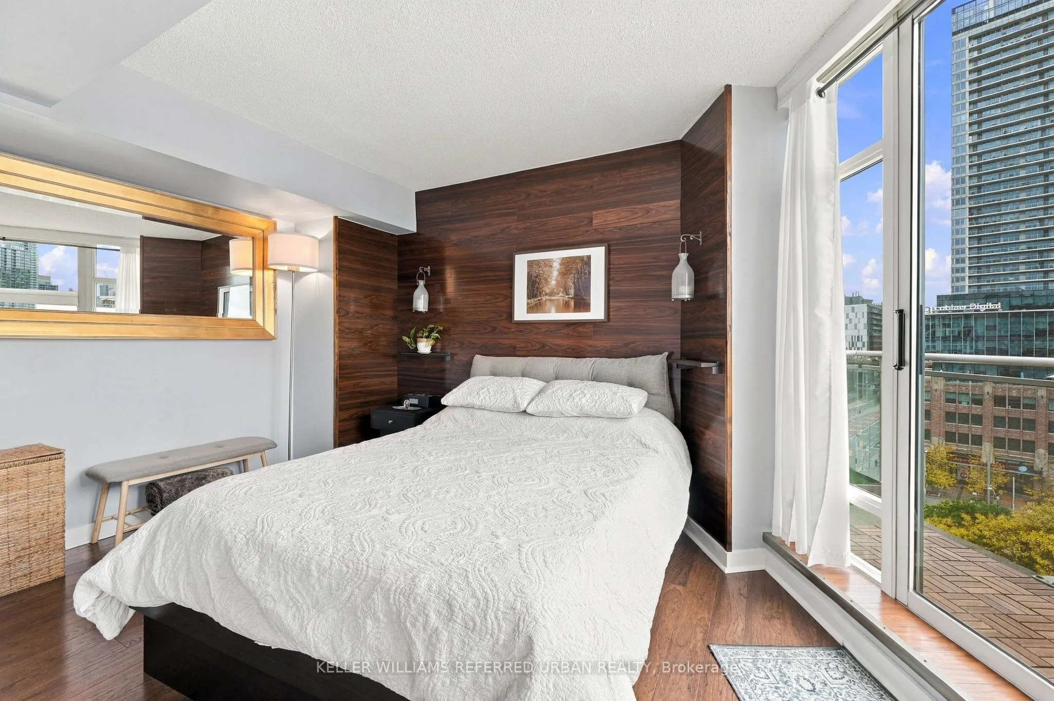 650 Queens Quay W #1102