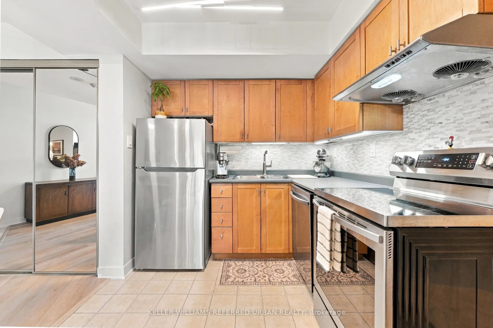 650 Queens Quay W #1102