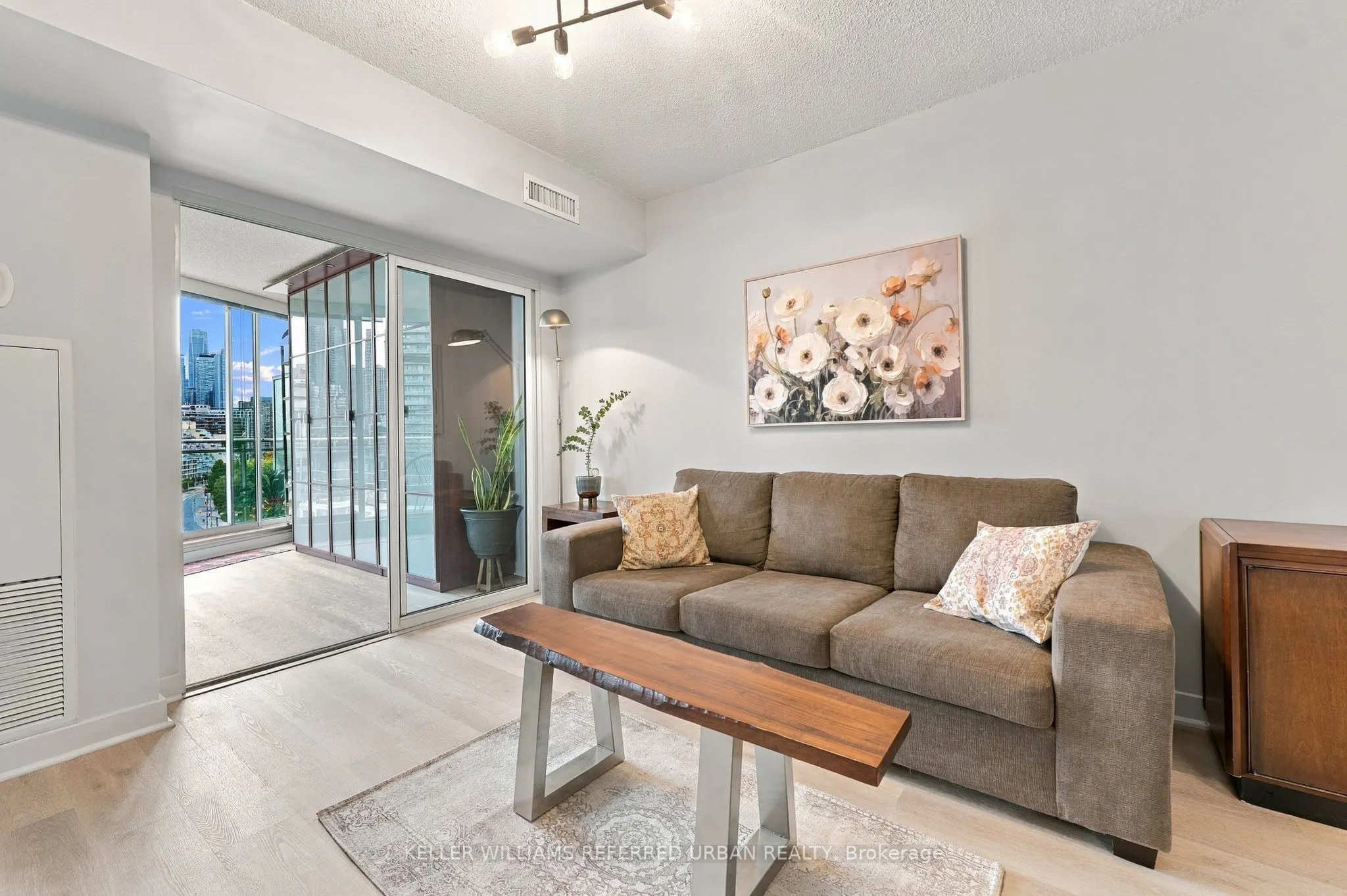 650 Queens Quay W #1102