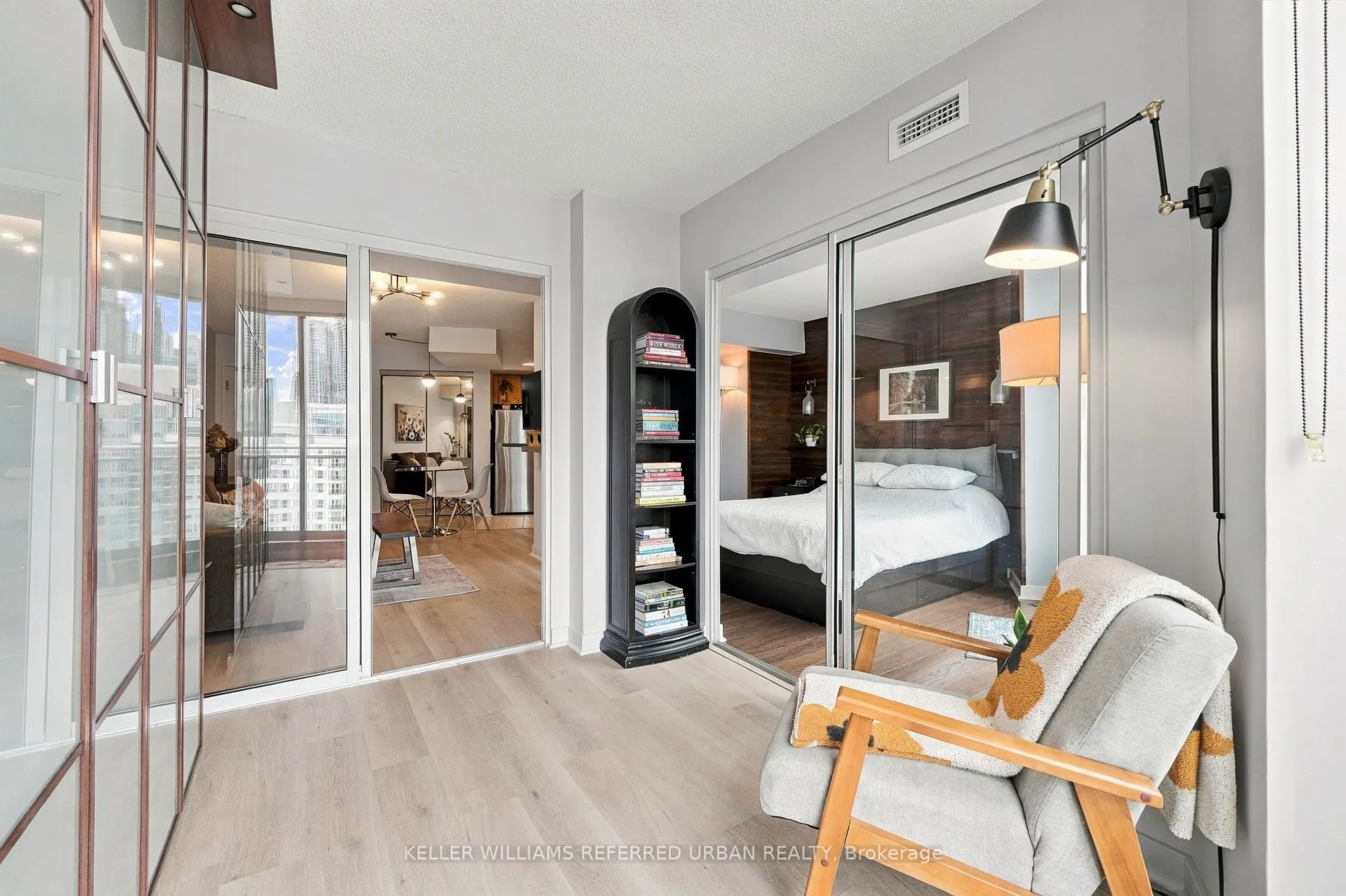 650 Queens Quay W #1102