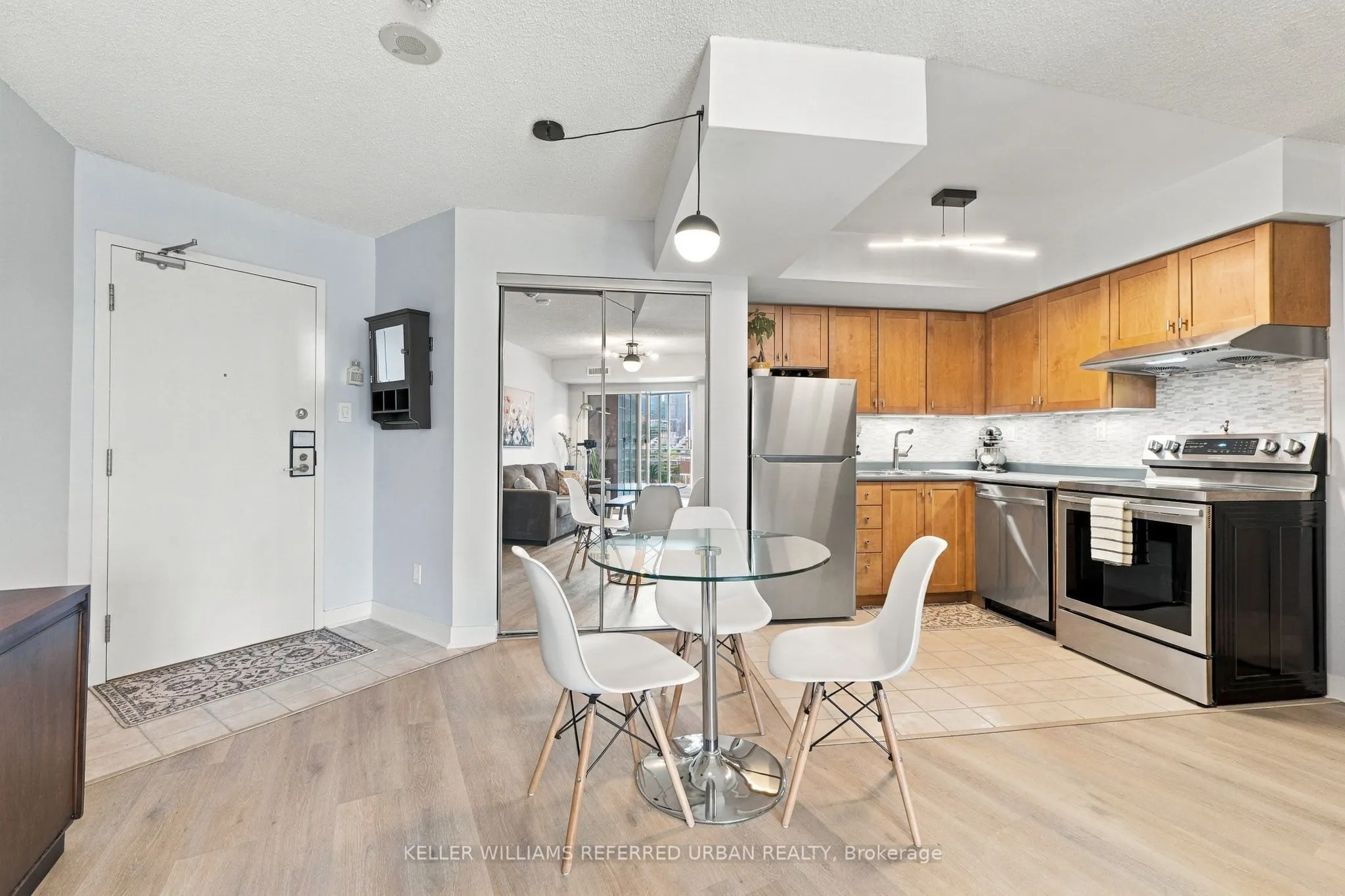 650 Queens Quay W #1102