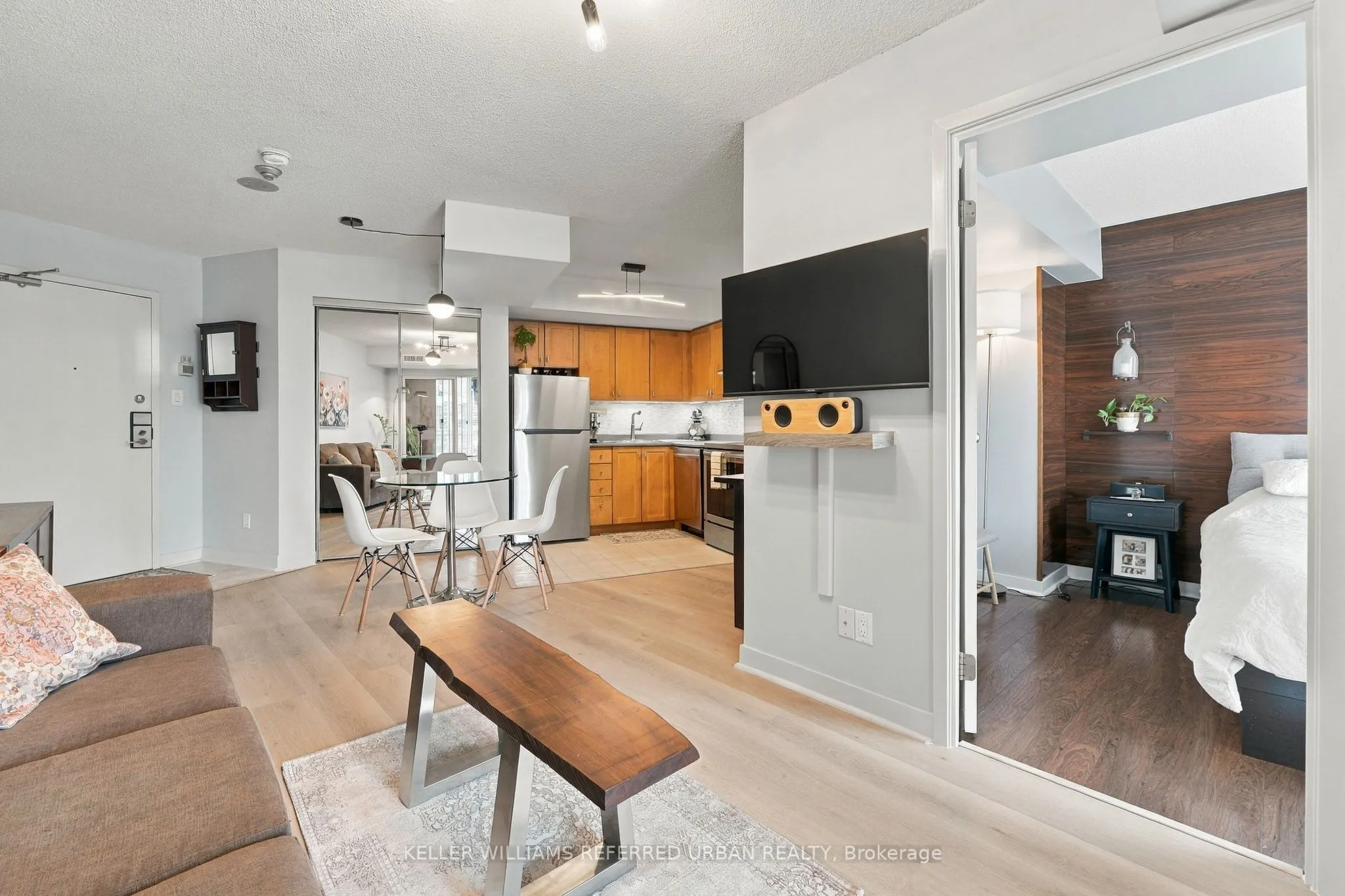 650 Queens Quay W #1102
