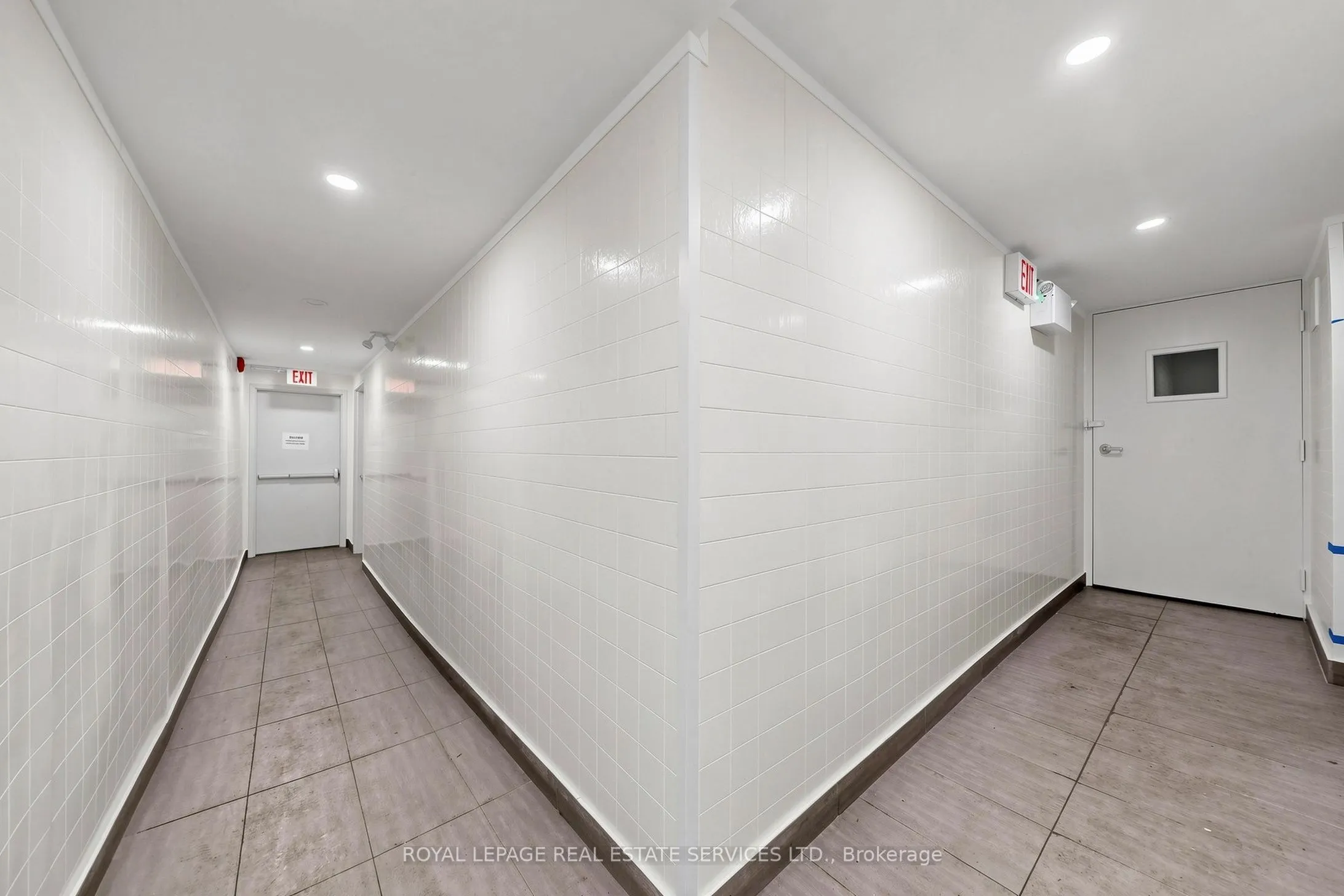 500 Bloor Street W
