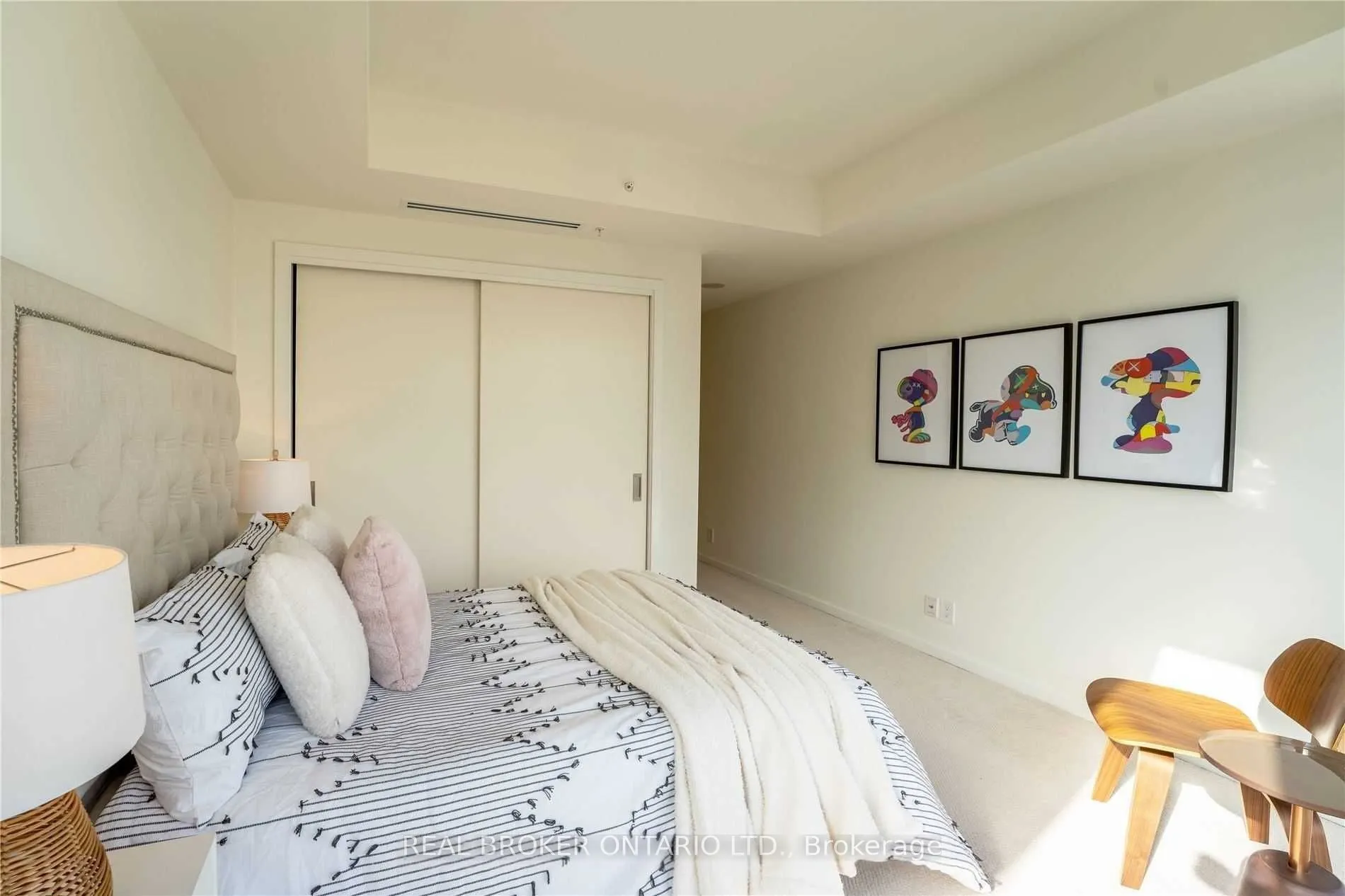180 University Avenue #3307