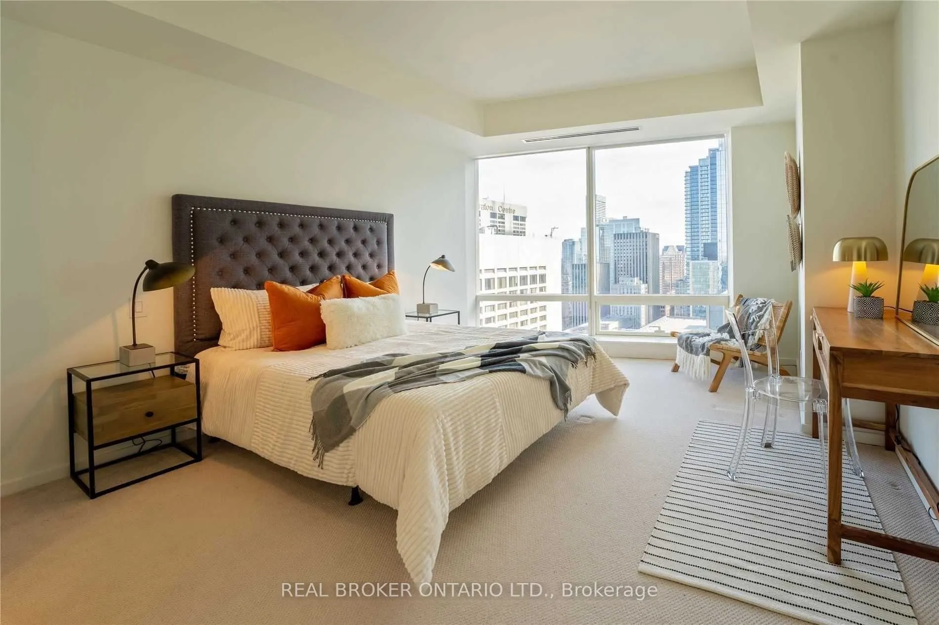 180 University Avenue #3307