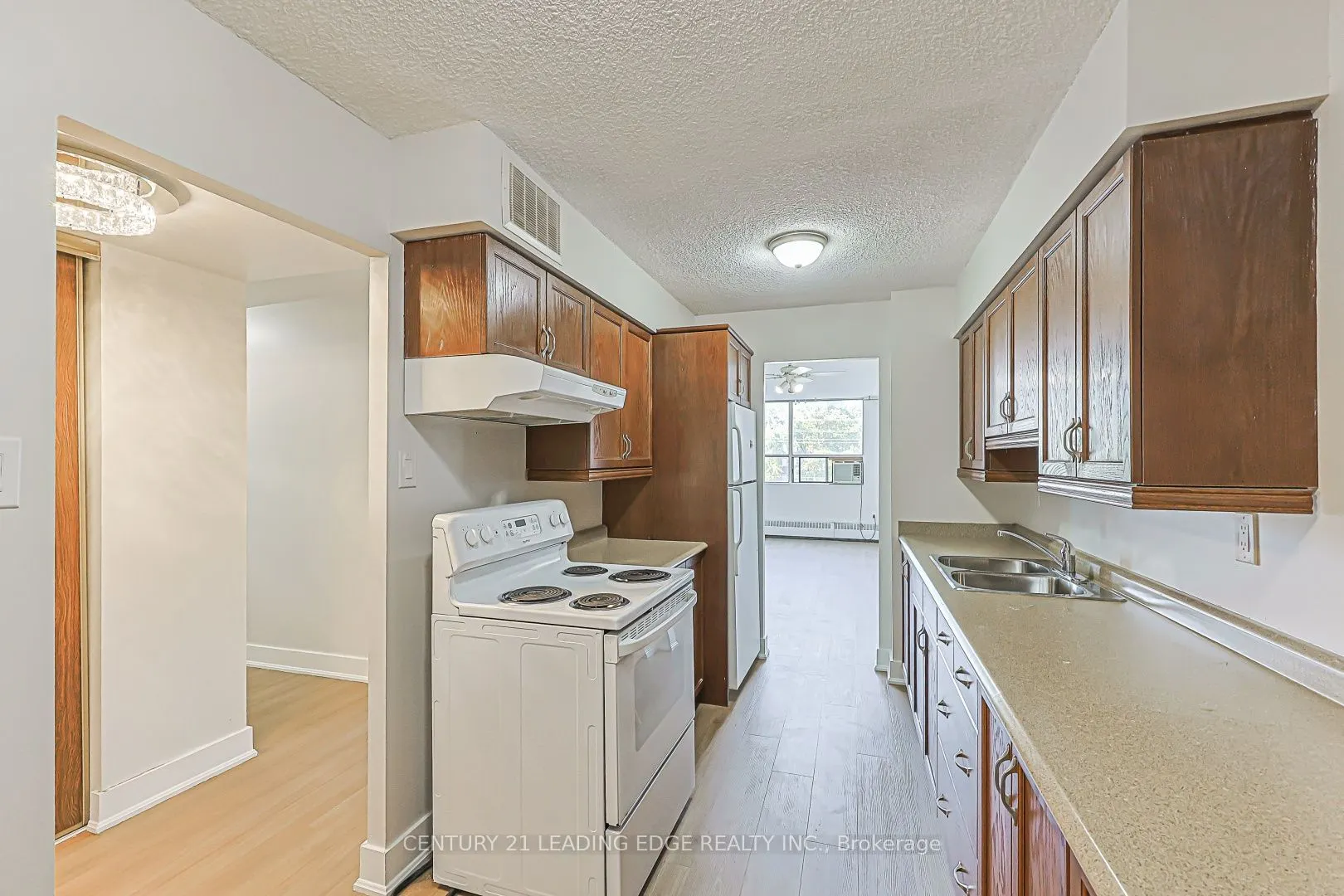 25 Sunrise Avenue #301
