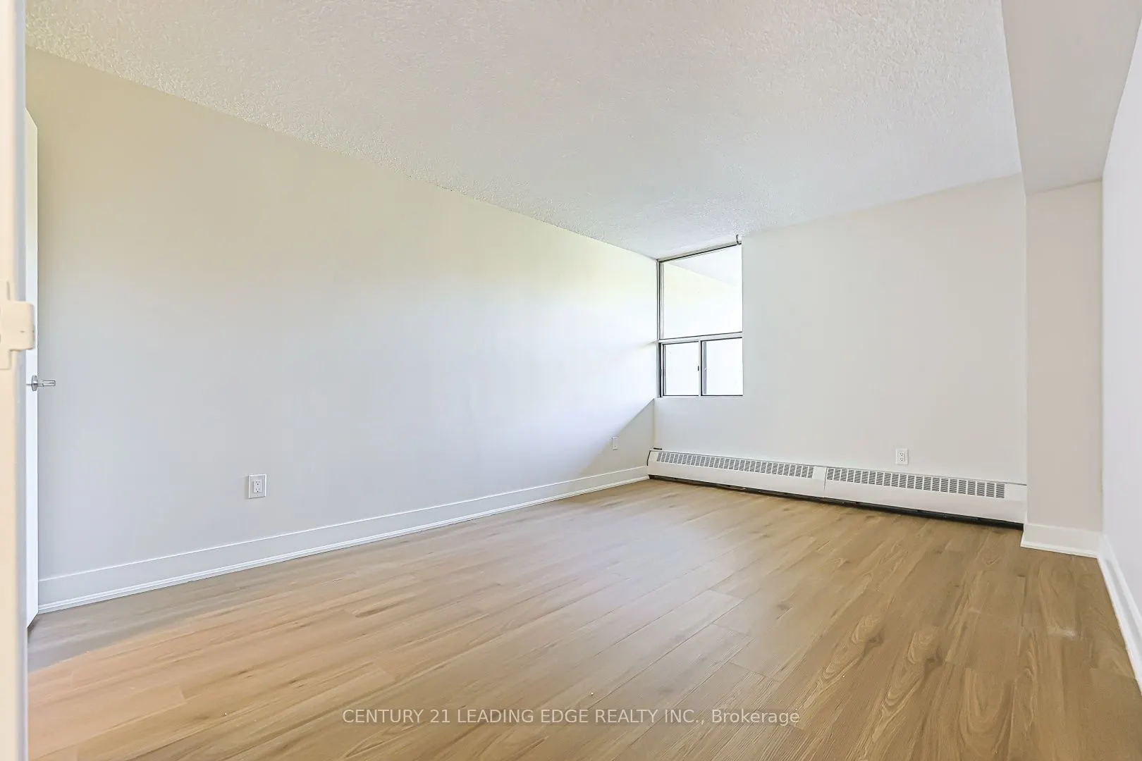 25 Sunrise Avenue #301