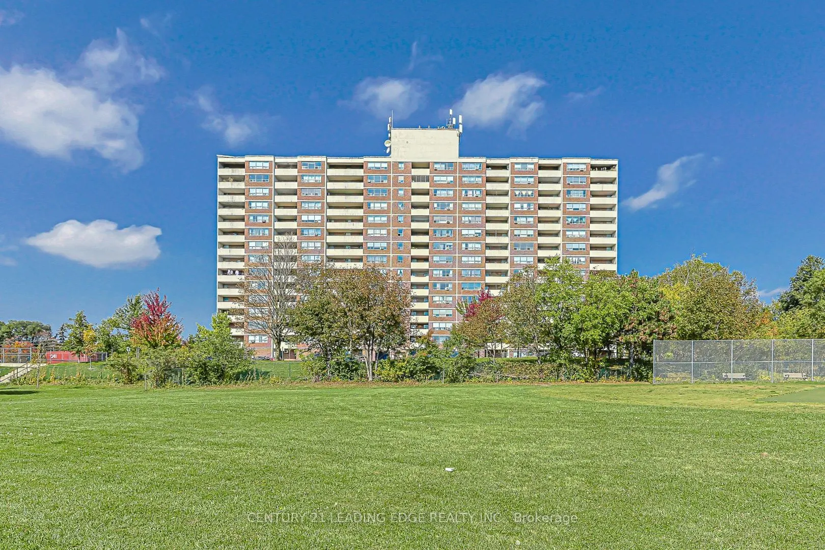 25 Sunrise Avenue #301