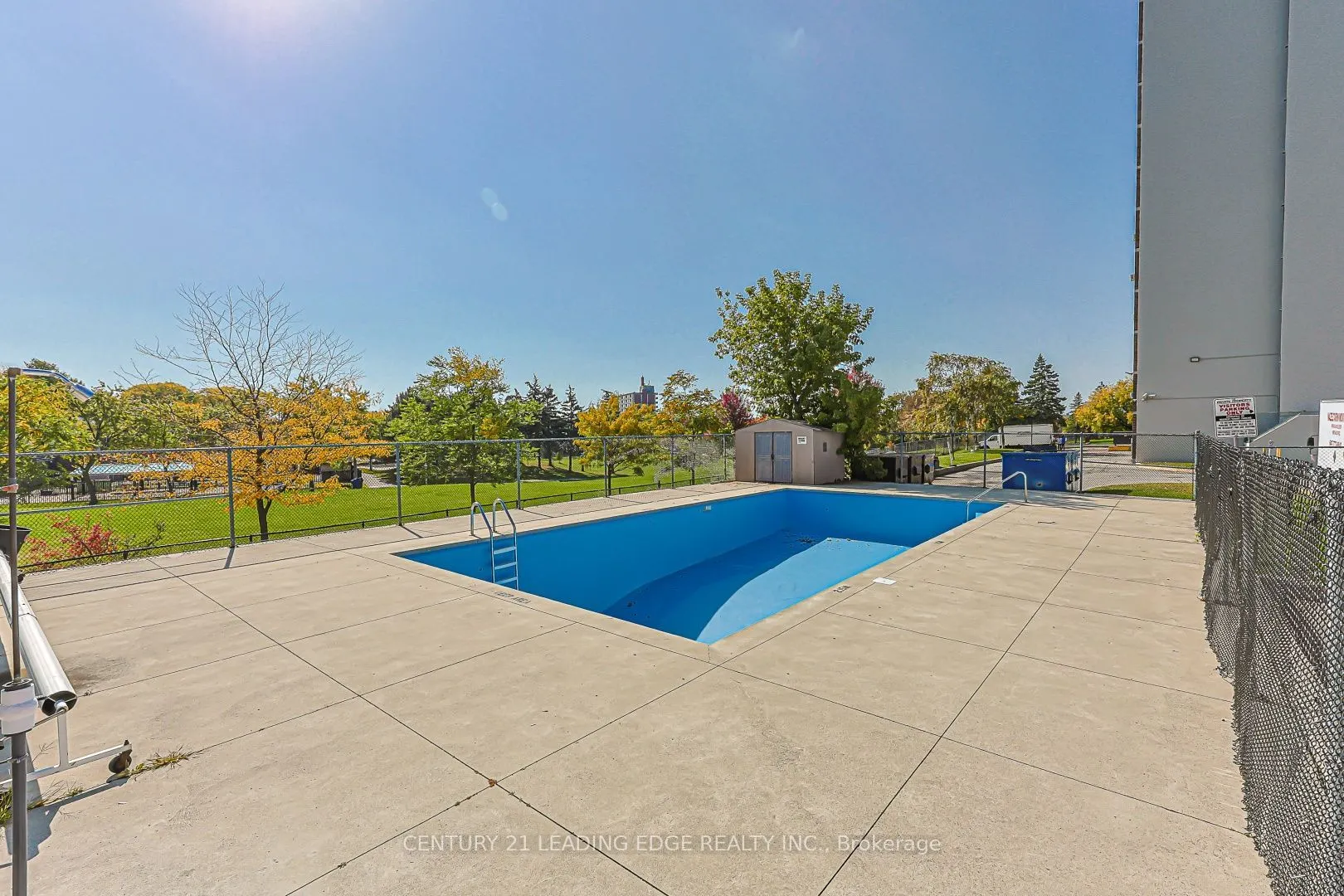 25 Sunrise Avenue #301
