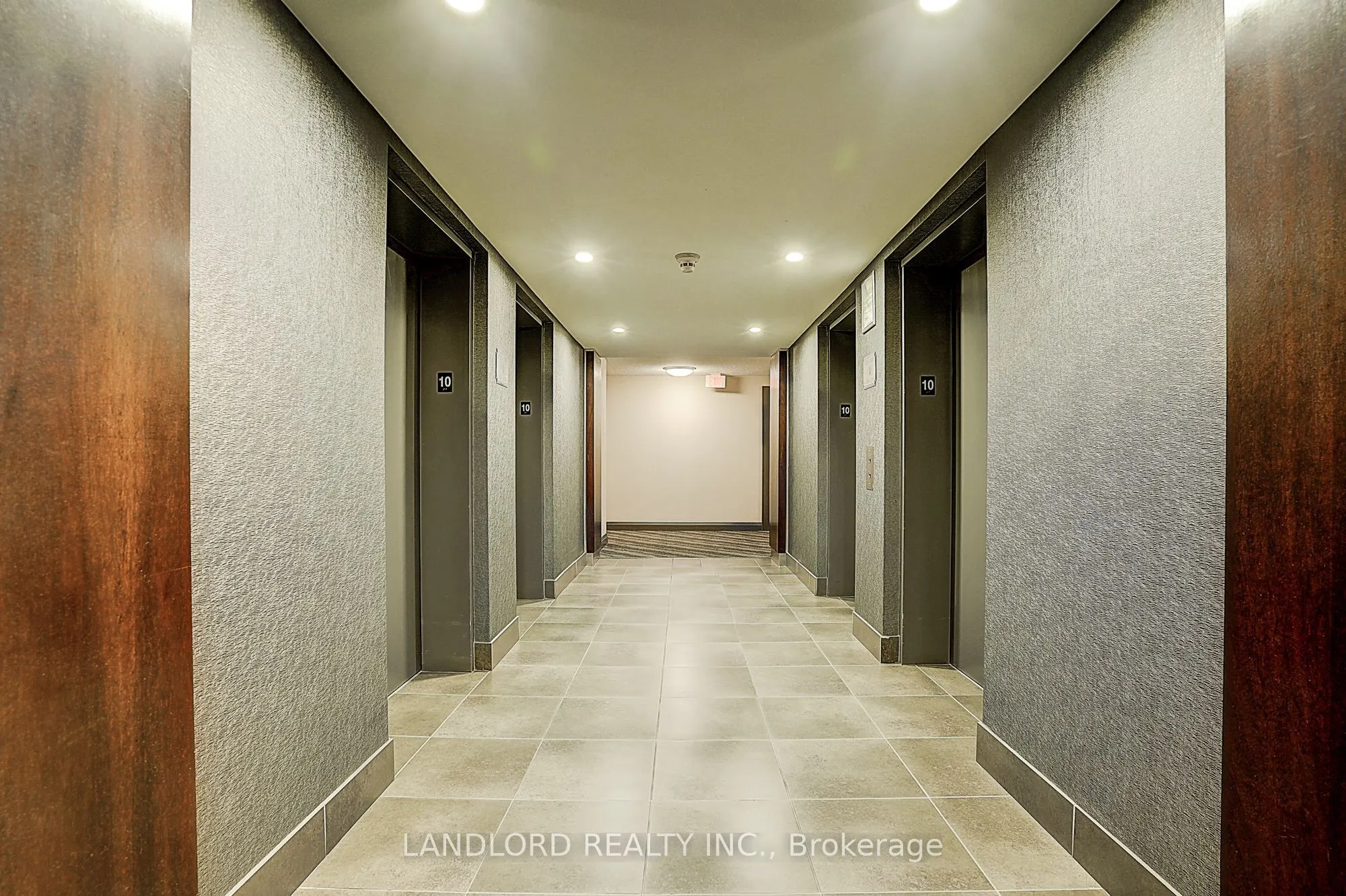 17 Barberry Place #1014