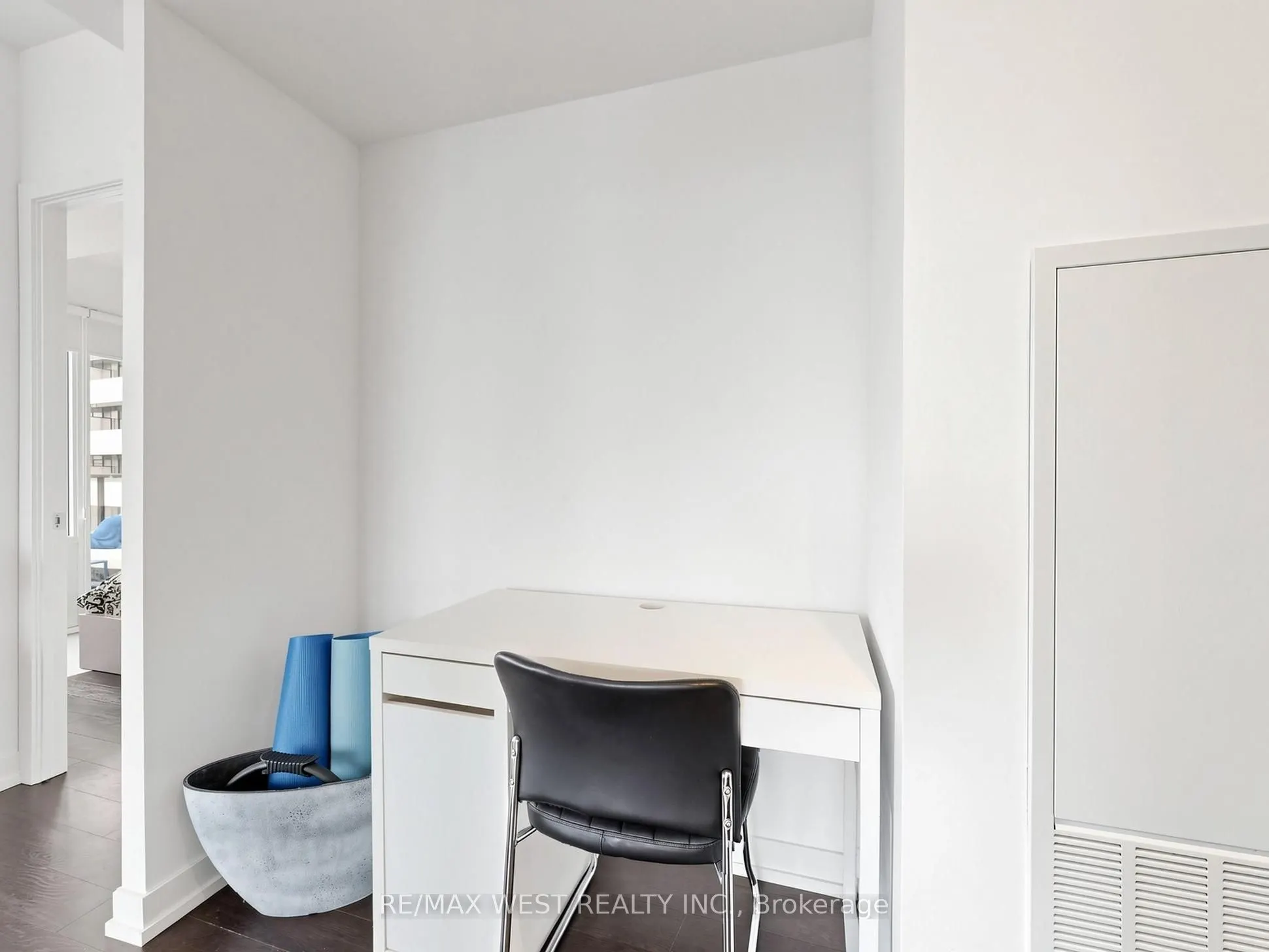 85 Wood Street #1716