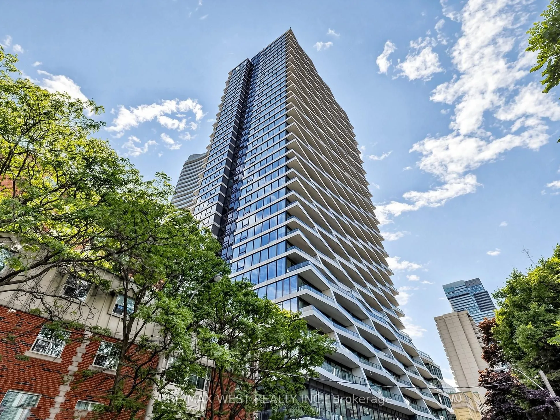 85 Wood Street #1716