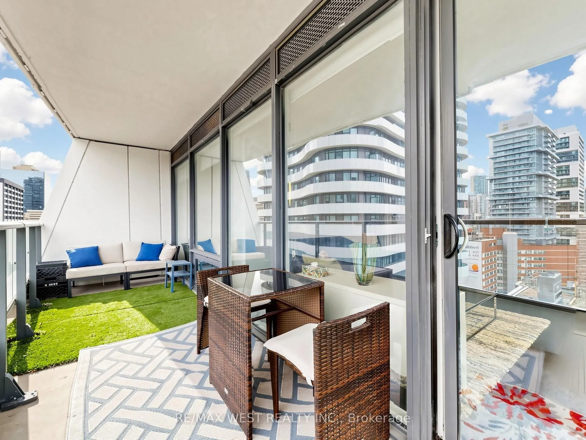 85 Wood Street #1716