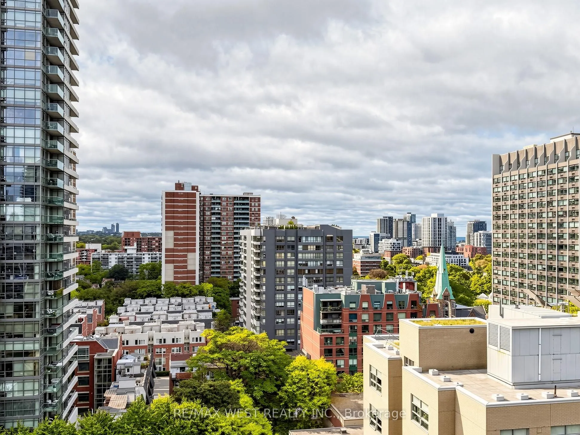 85 Wood Street #1716