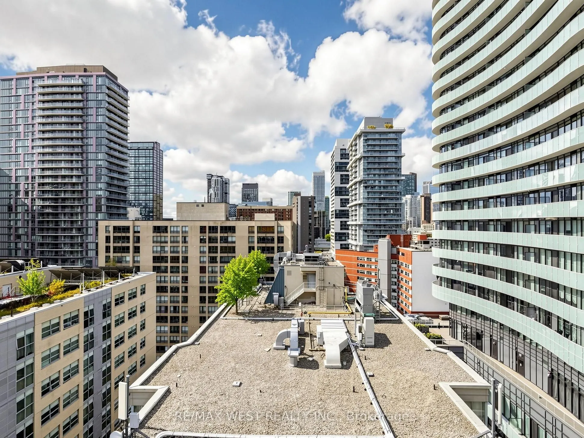 85 Wood Street #1716