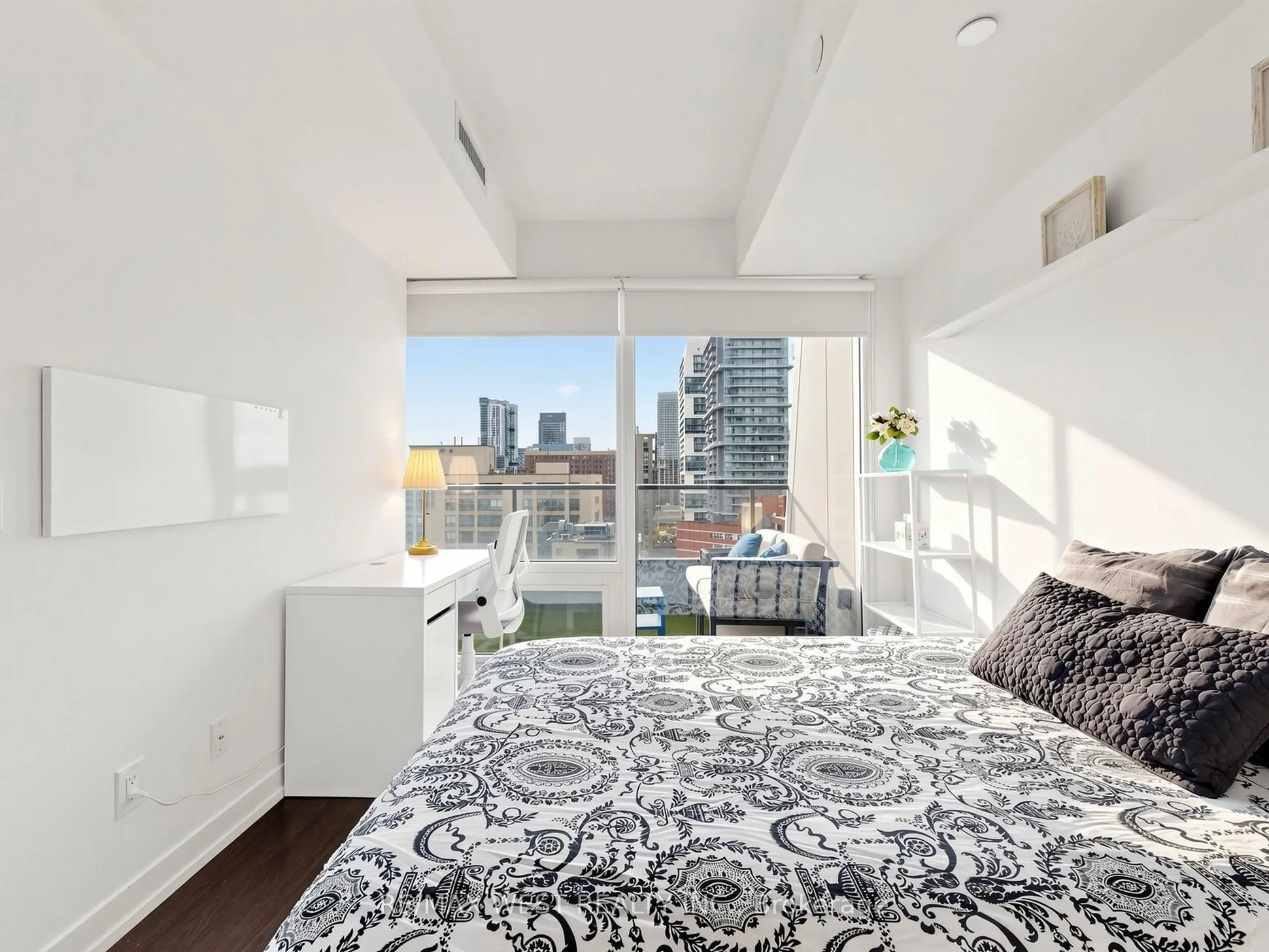 85 Wood Street #1716