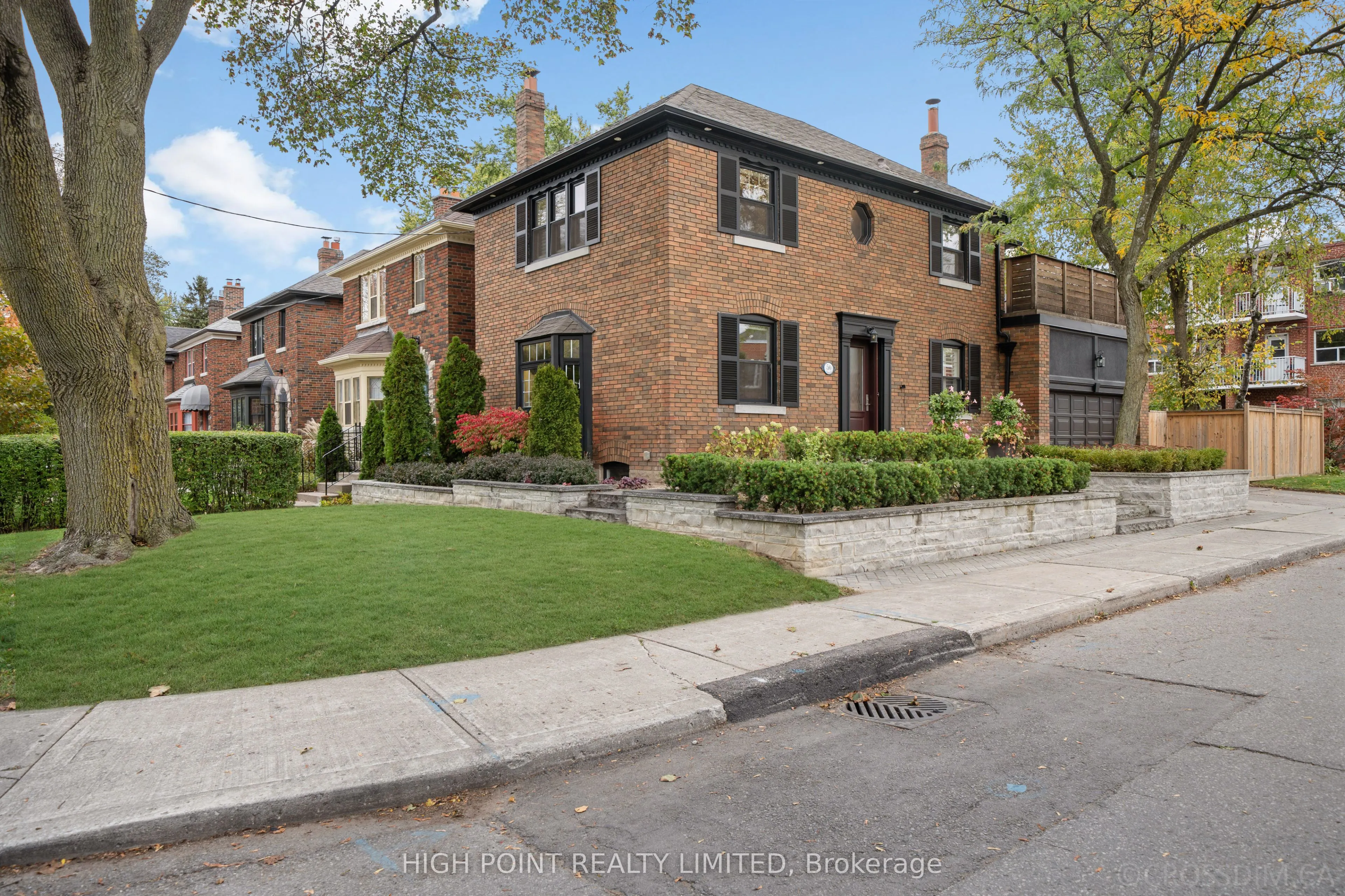 50 Leadale Avenue