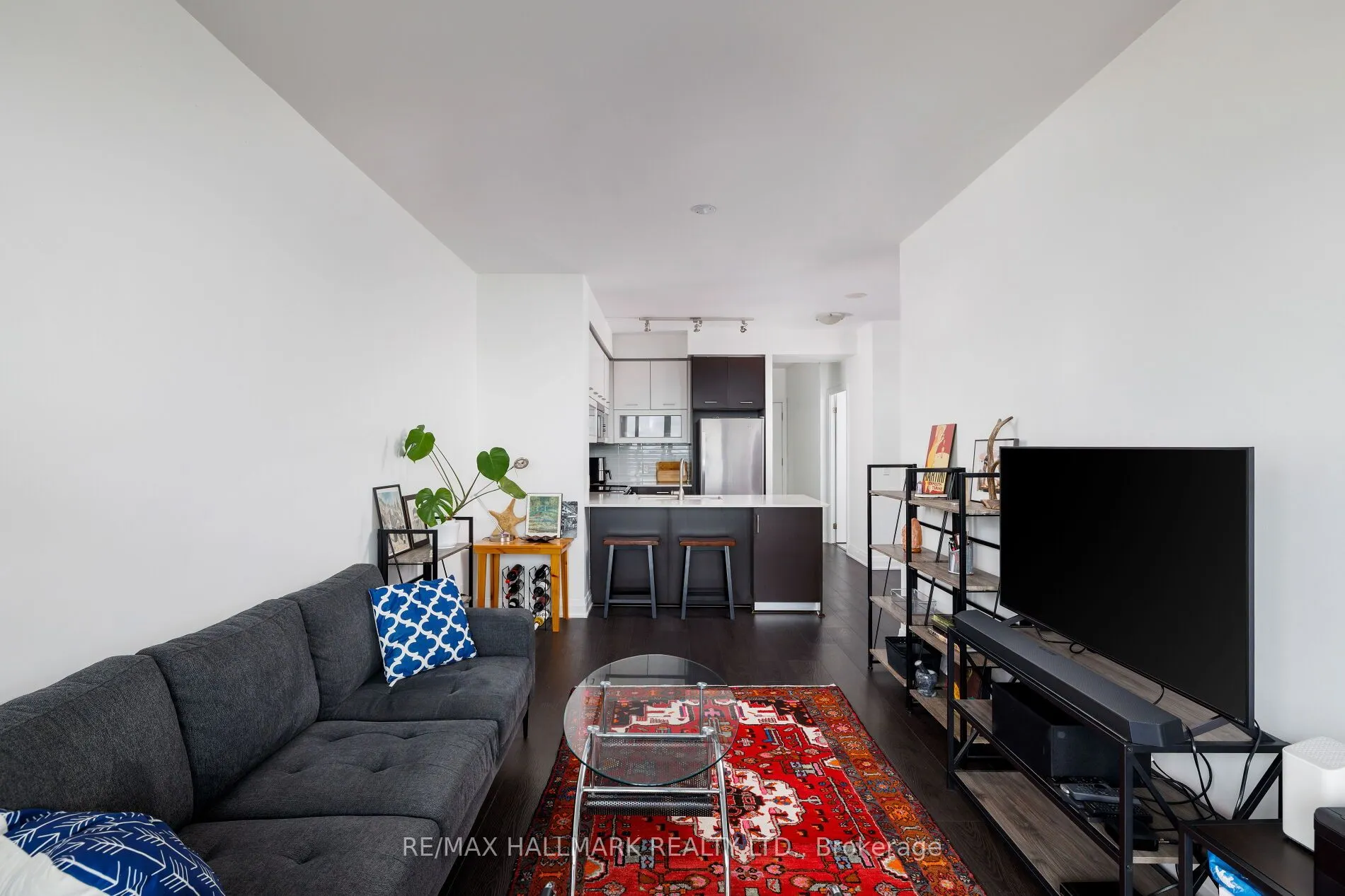 530 St Clair Avenue W #1401