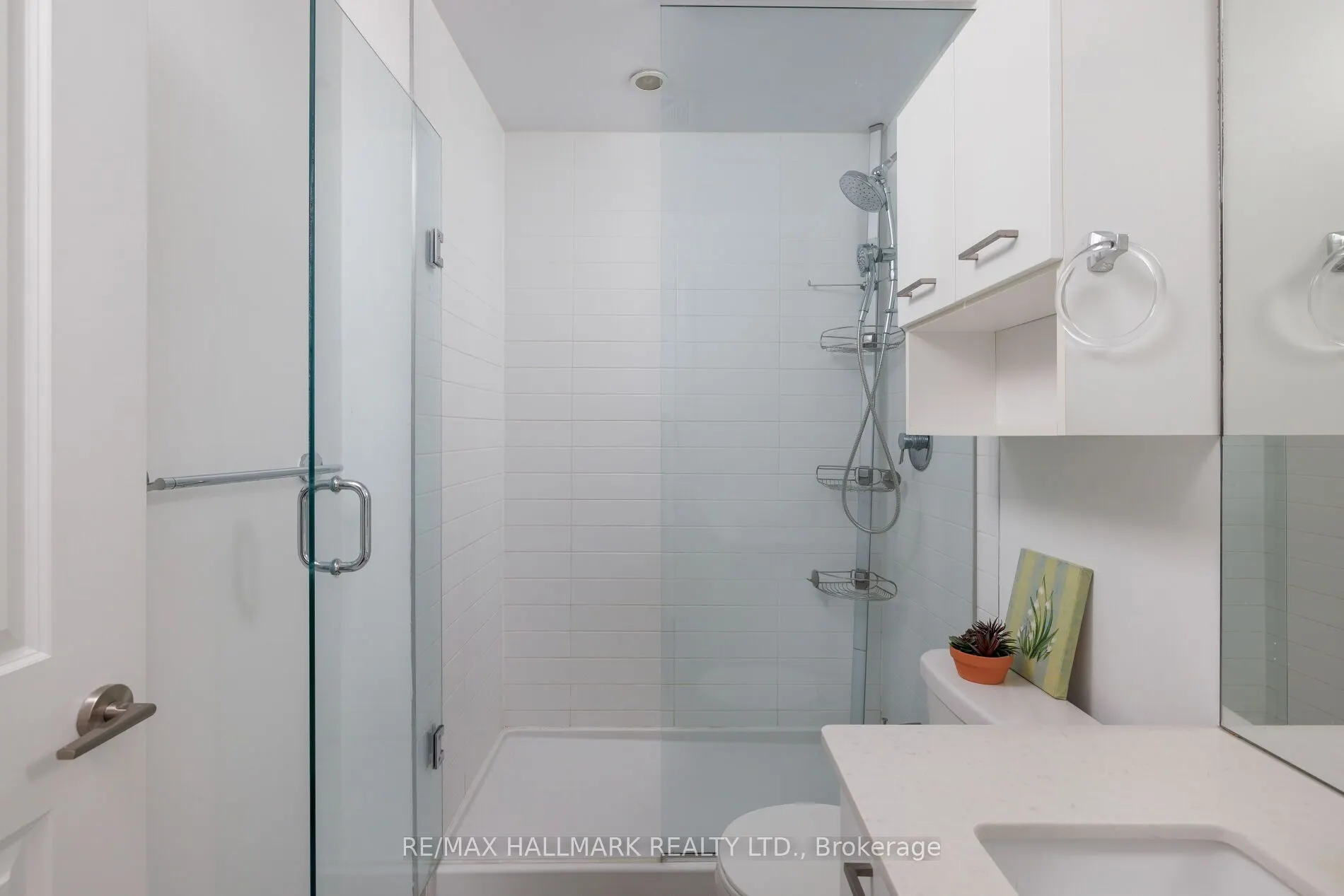530 St Clair Avenue W #1401
