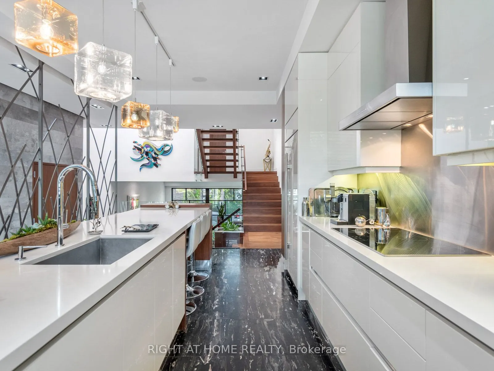 336 Melrose Avenue