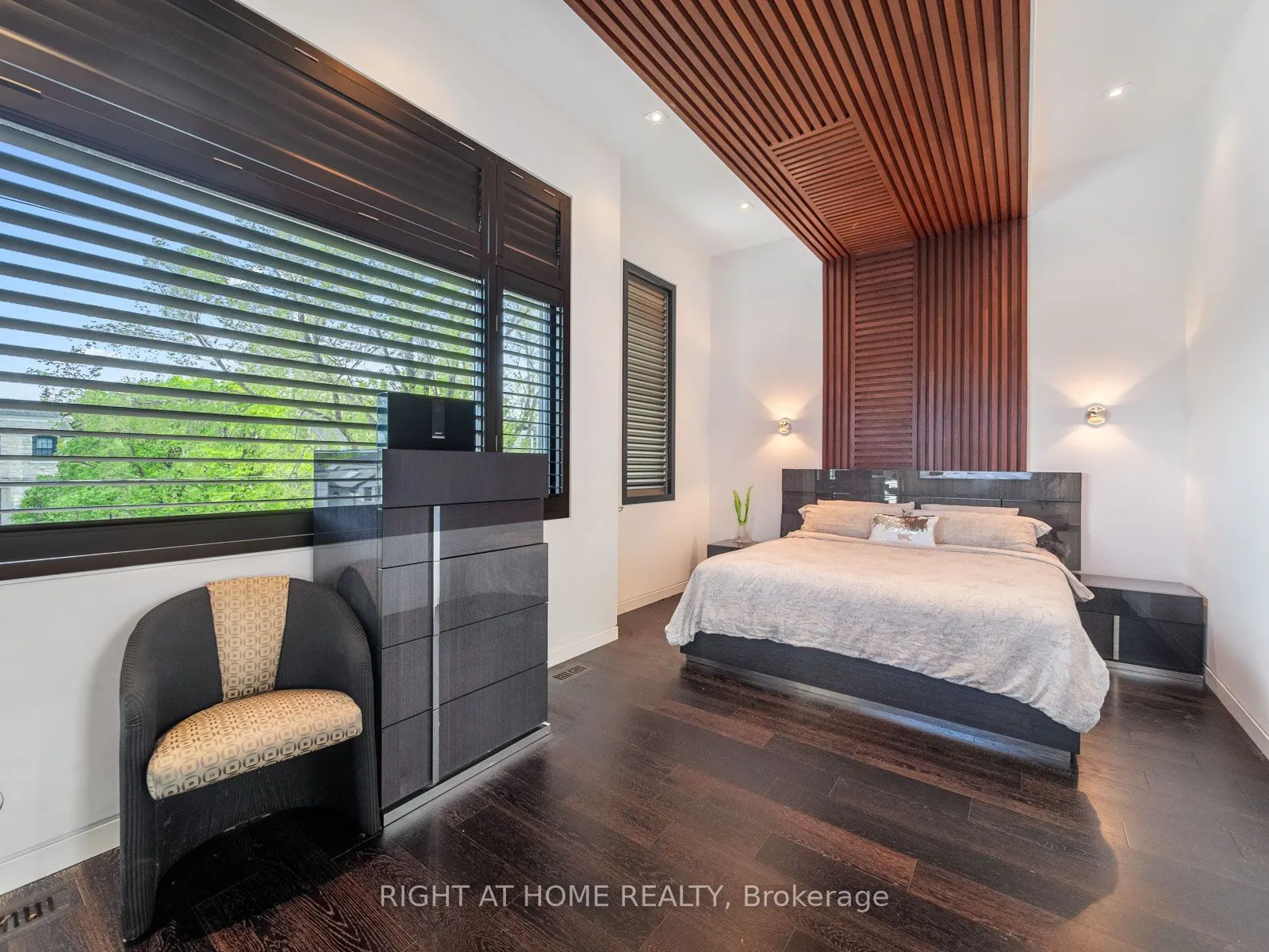 336 Melrose Avenue