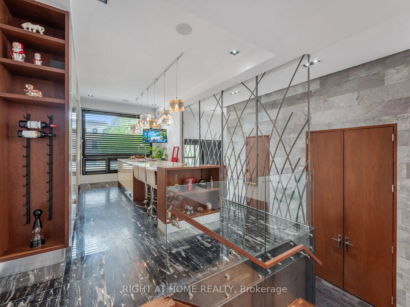 336 Melrose Avenue