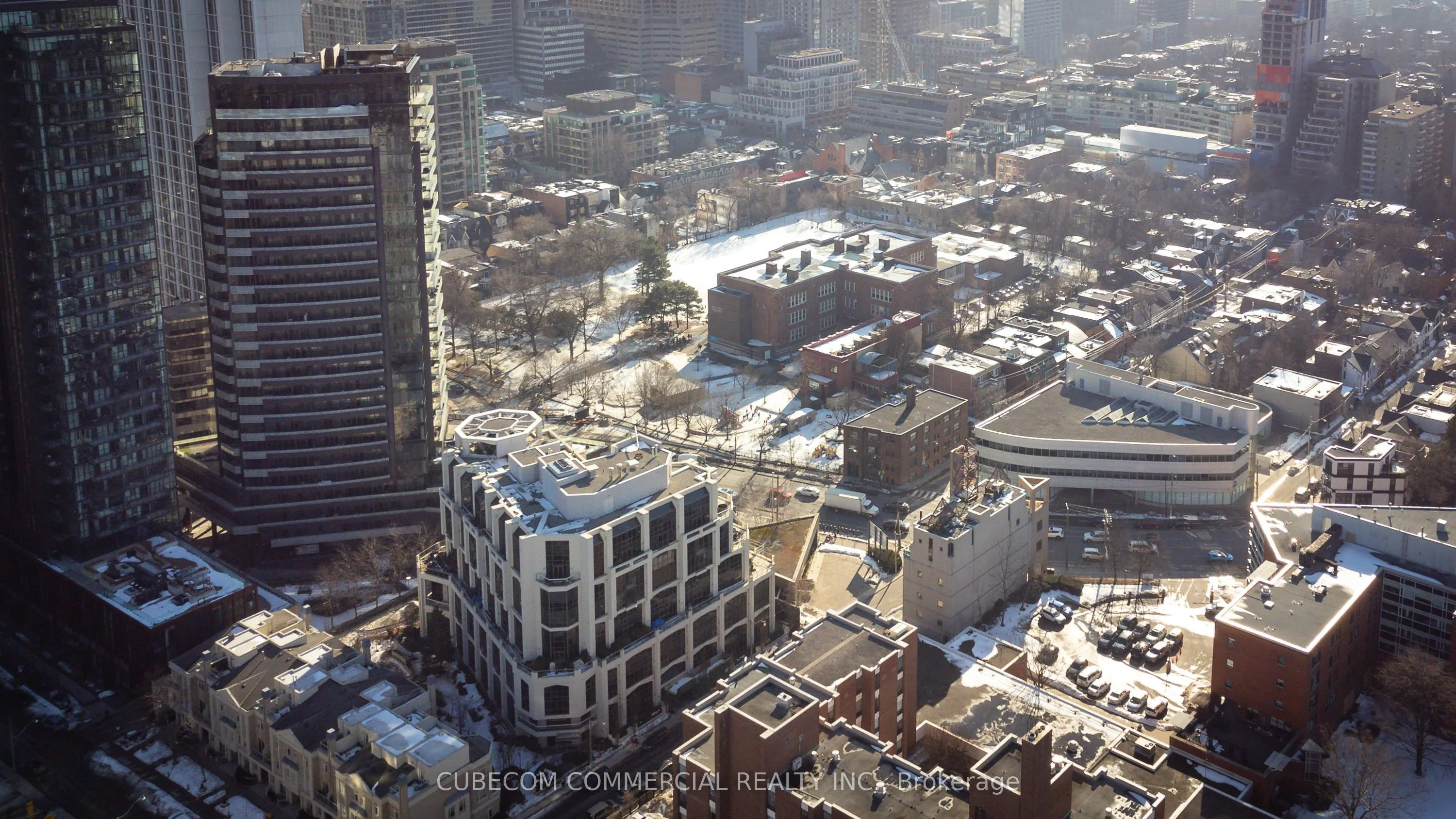 3 McAlpine Street #PH 903