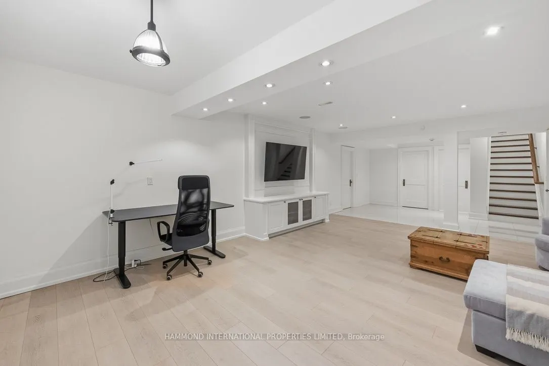25 Sifton Court