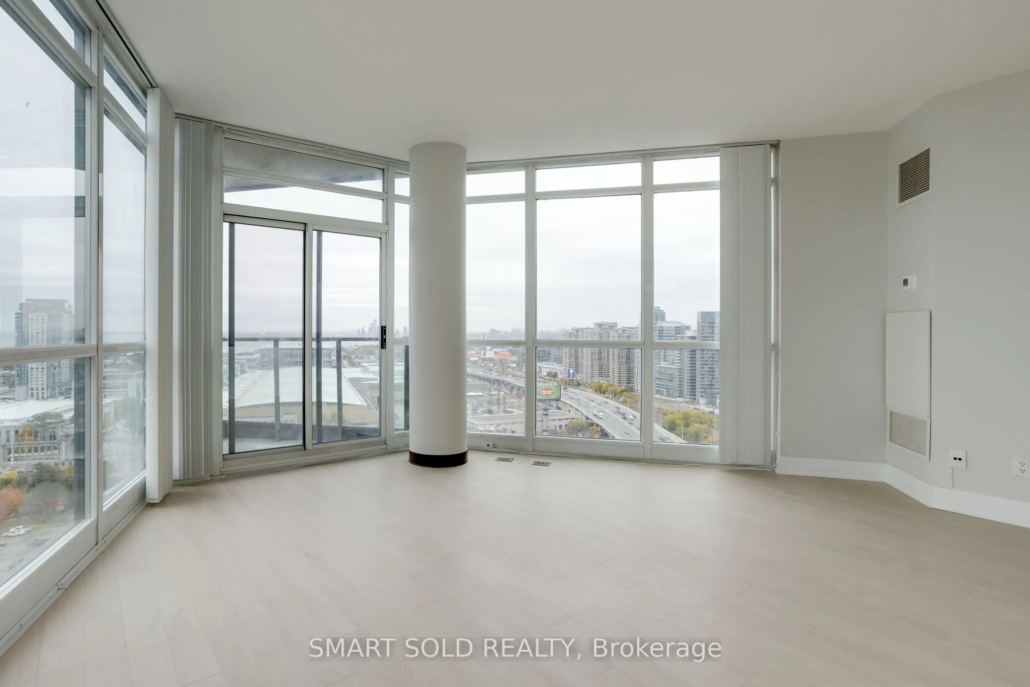 231 Fort York Boulevard #2603