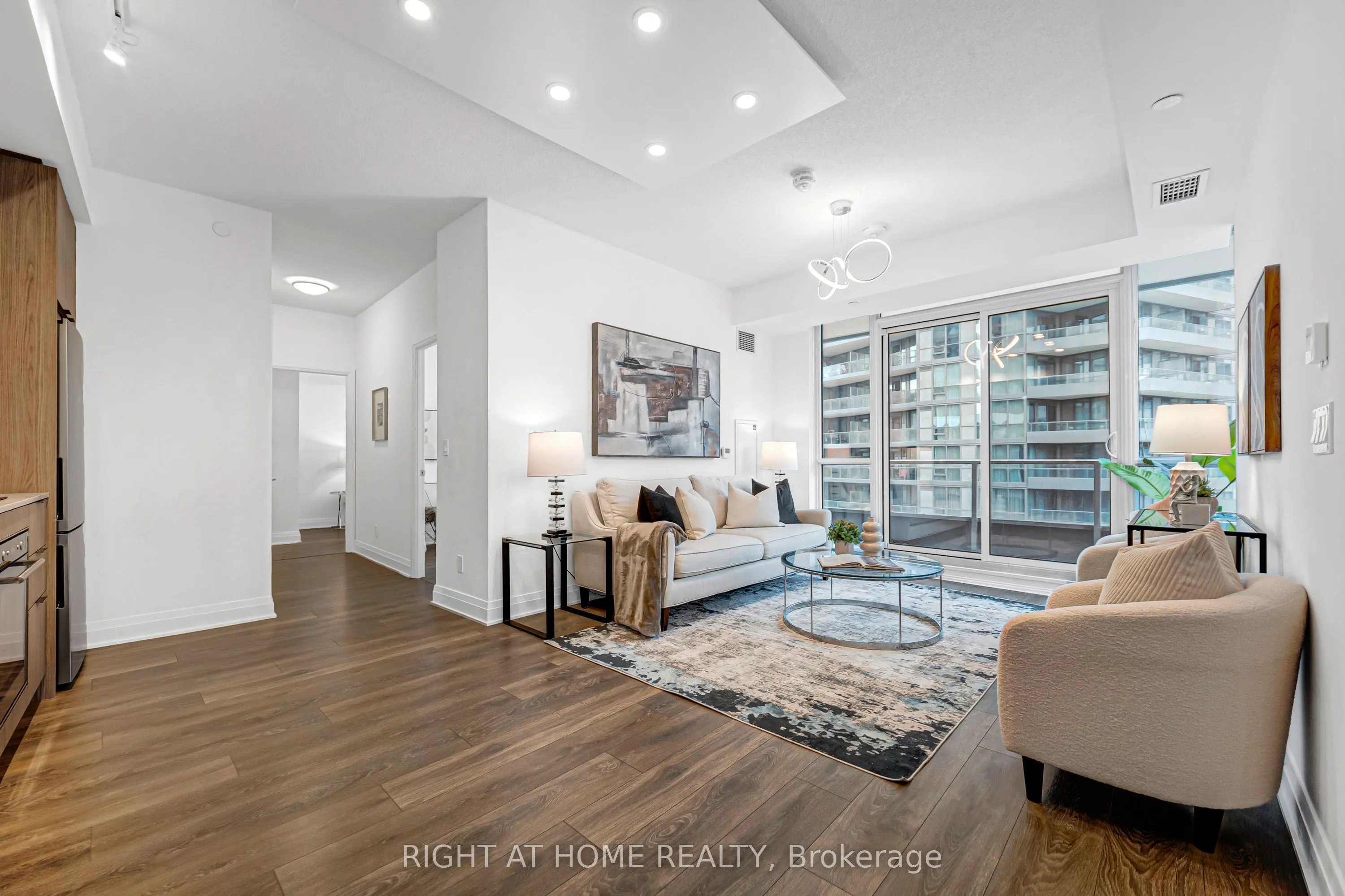38 Forest Manor Road #405