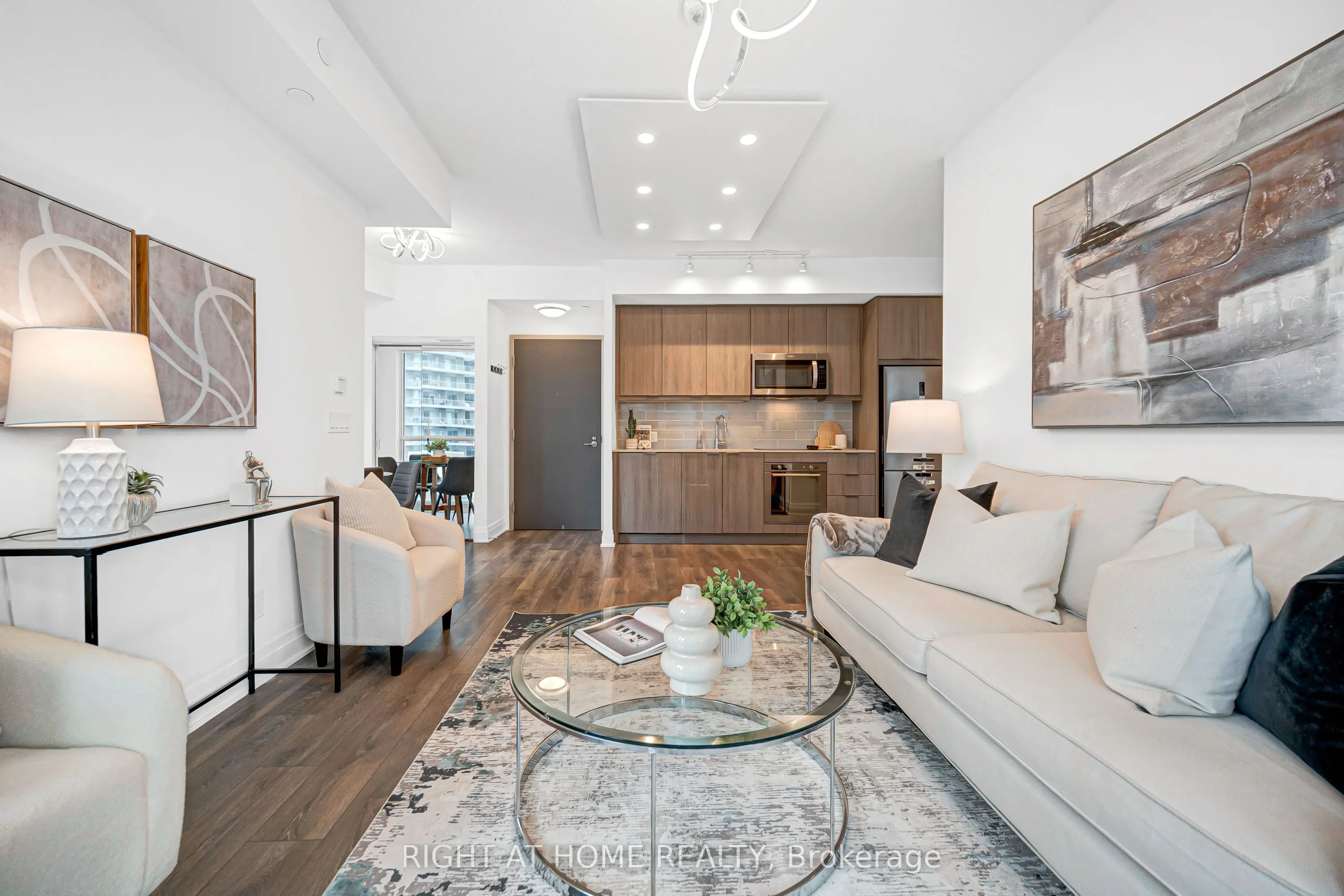 38 Forest Manor Road #405