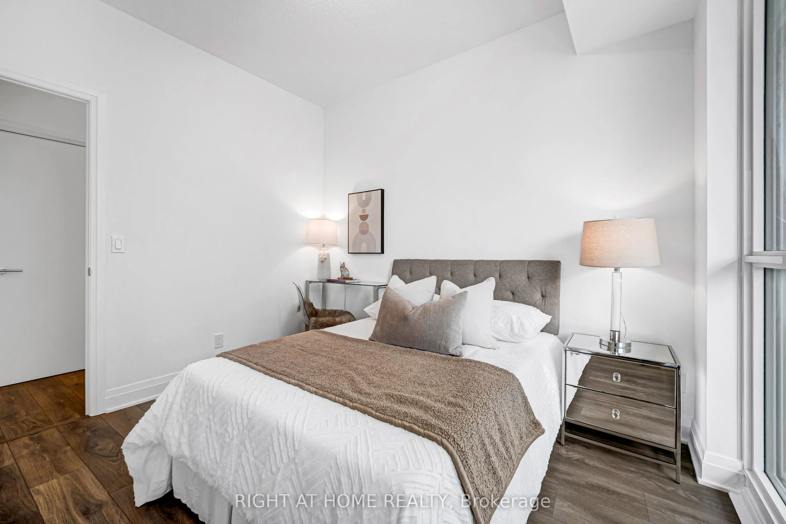38 Forest Manor Road #405